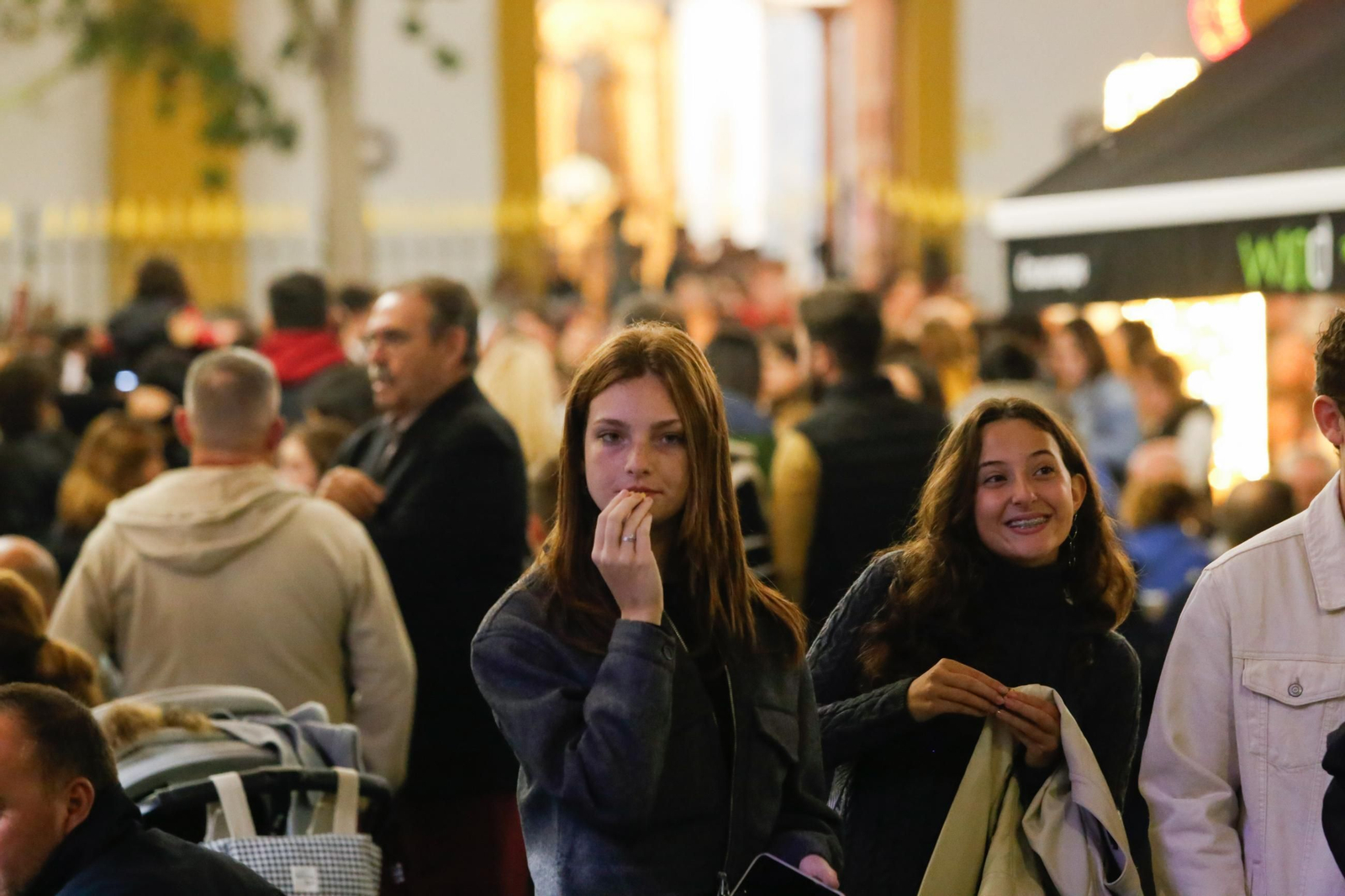 Las fotos del encendido del alumbrado navideño en La Línea Las fotos del encendido del alumbrado navideño en La Línea