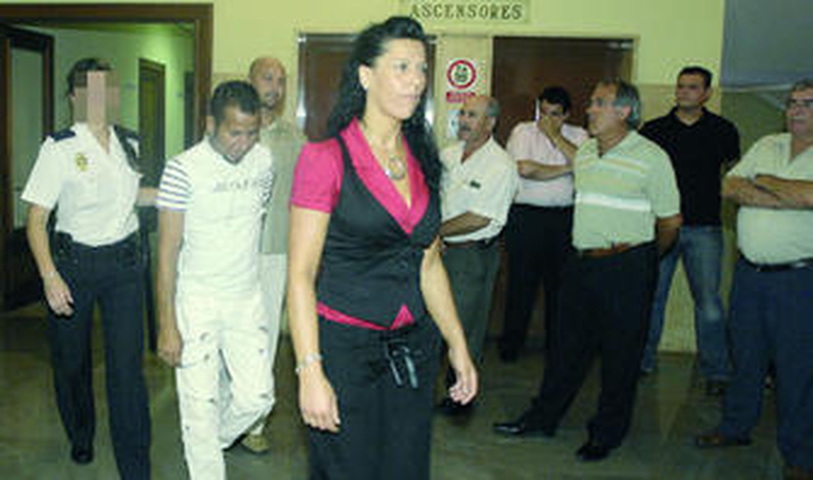 Los tres acusados durante una de las sesiones del juicio, celebrado en junio de 2008 en la Audiencia.