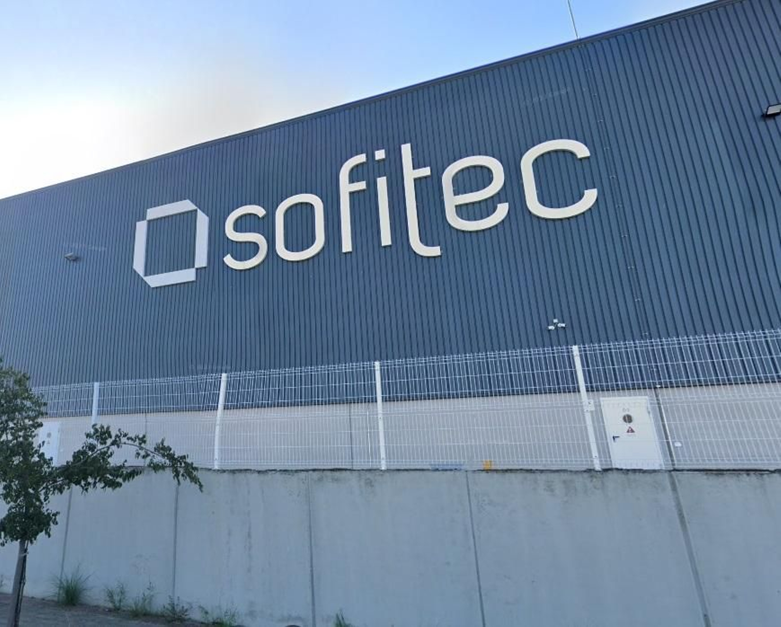 Sofitec tiene sus instalaciones en el parque logístico de Carmona (Sevilla) Sofitec tiene sus instalaciones en el parque logístico de Carmona (Sevilla)