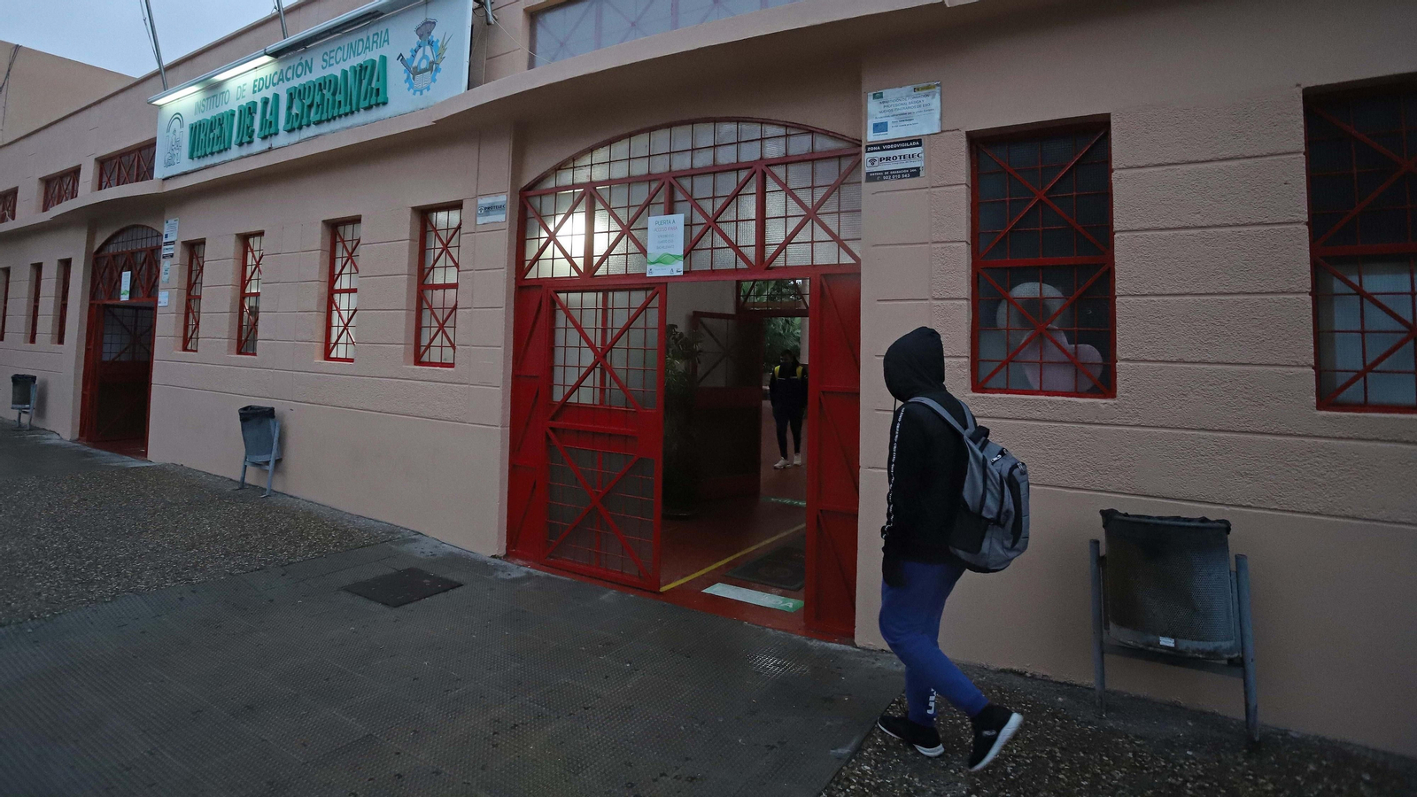 Continua la baja asistencia a los centros educativos de La Línea