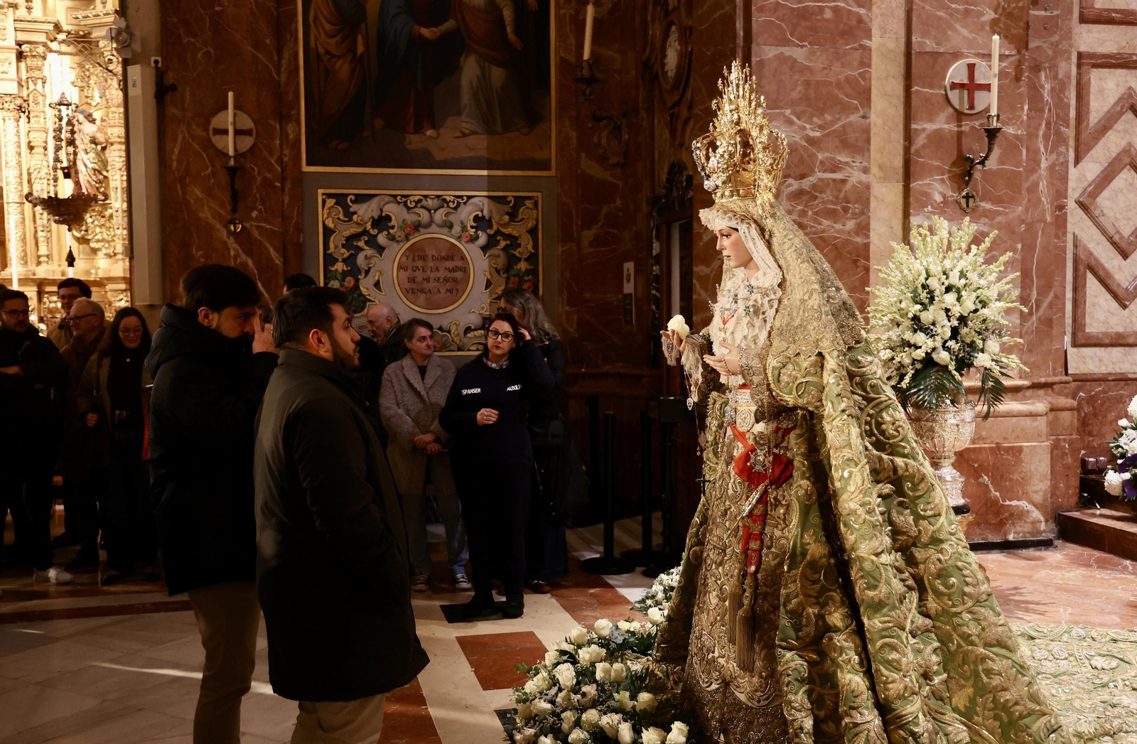 La vuelta de la Esperanza Macarena tras la restauración de Manzano, en imágenes
