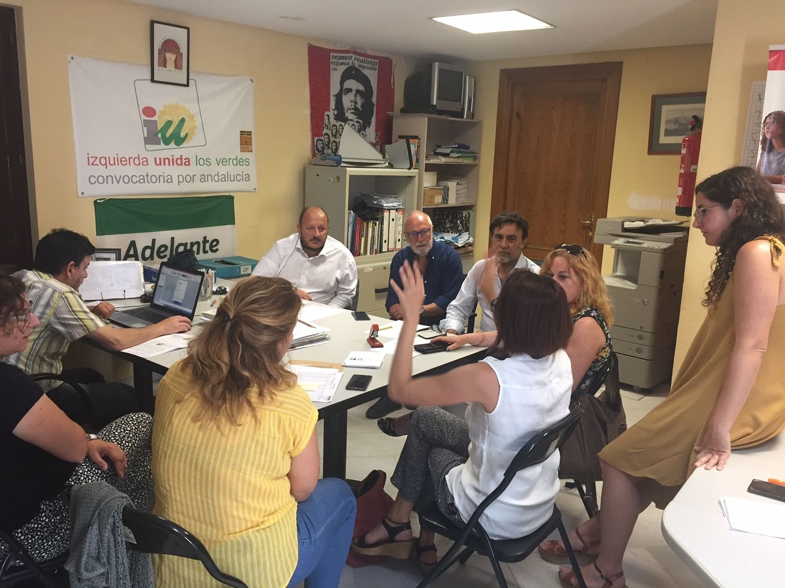 Un instante de la reunión entre Adelante Jerez y Apesorje.