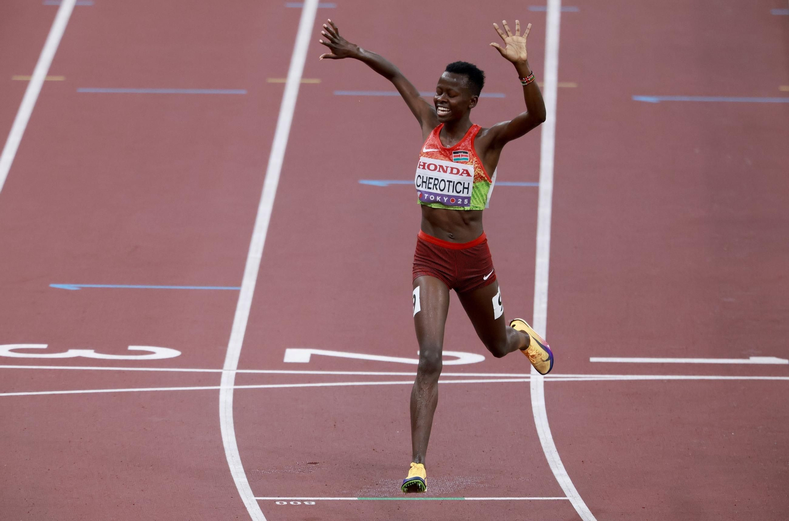 Las fotos de la lesión de Jordan Díaz y del resto de la jornada del Mundial de atletismo