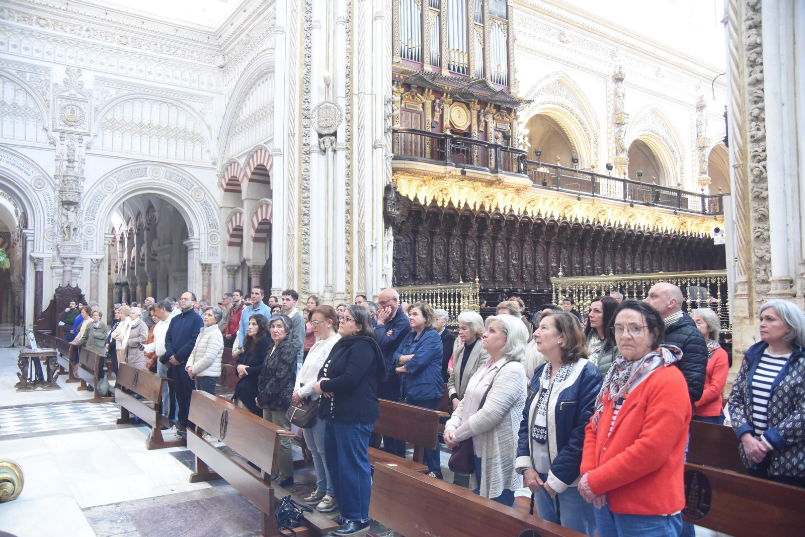 La misa en la Catedral de Córdoba por el eterno descanso del papa Francisco
