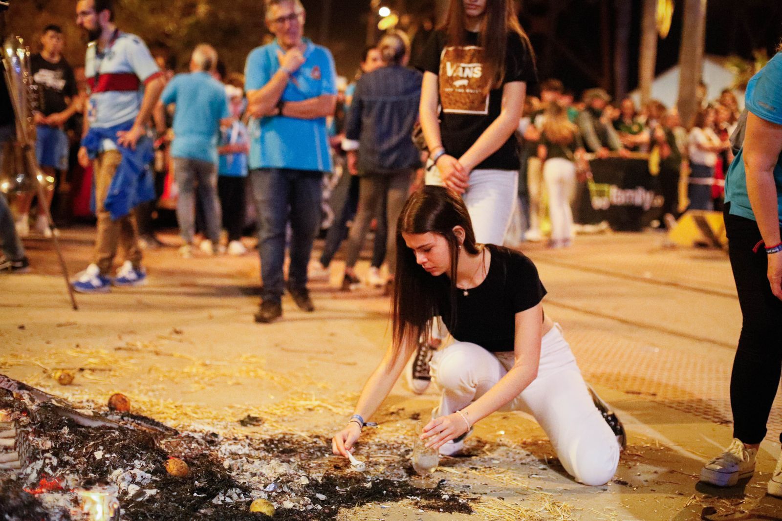 La cremá de las fallas cierra el ‘Fallers pel Món’ en imágenes