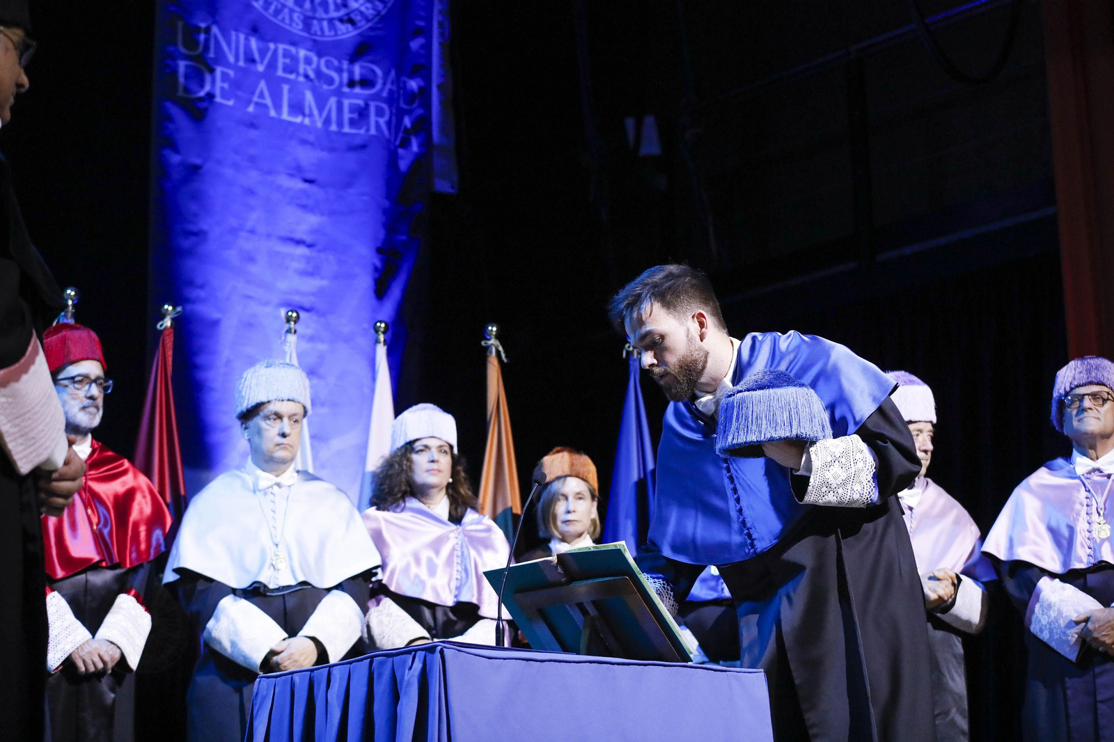 El doctor José María Peiró Silla es investido Doctor Honoris Causa por la UAL, en imágenes