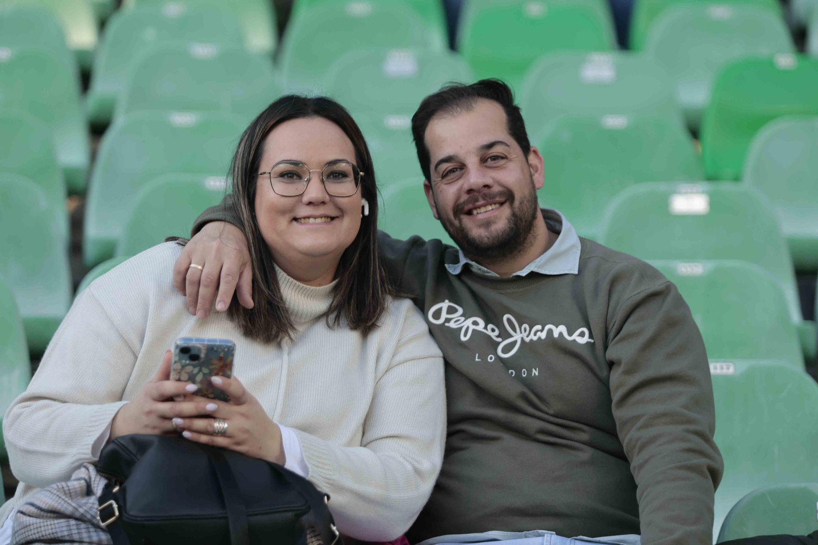 Búscate en las gradas del Villamarín