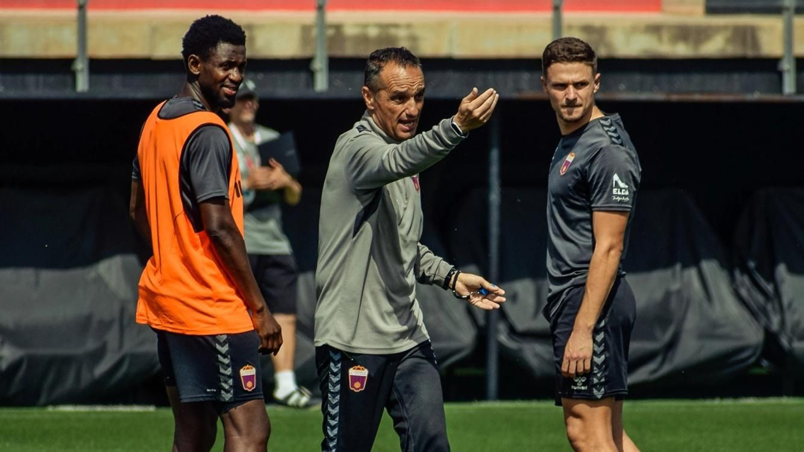 José Luis Oltra, en la última sesión del conjunto alicantino.