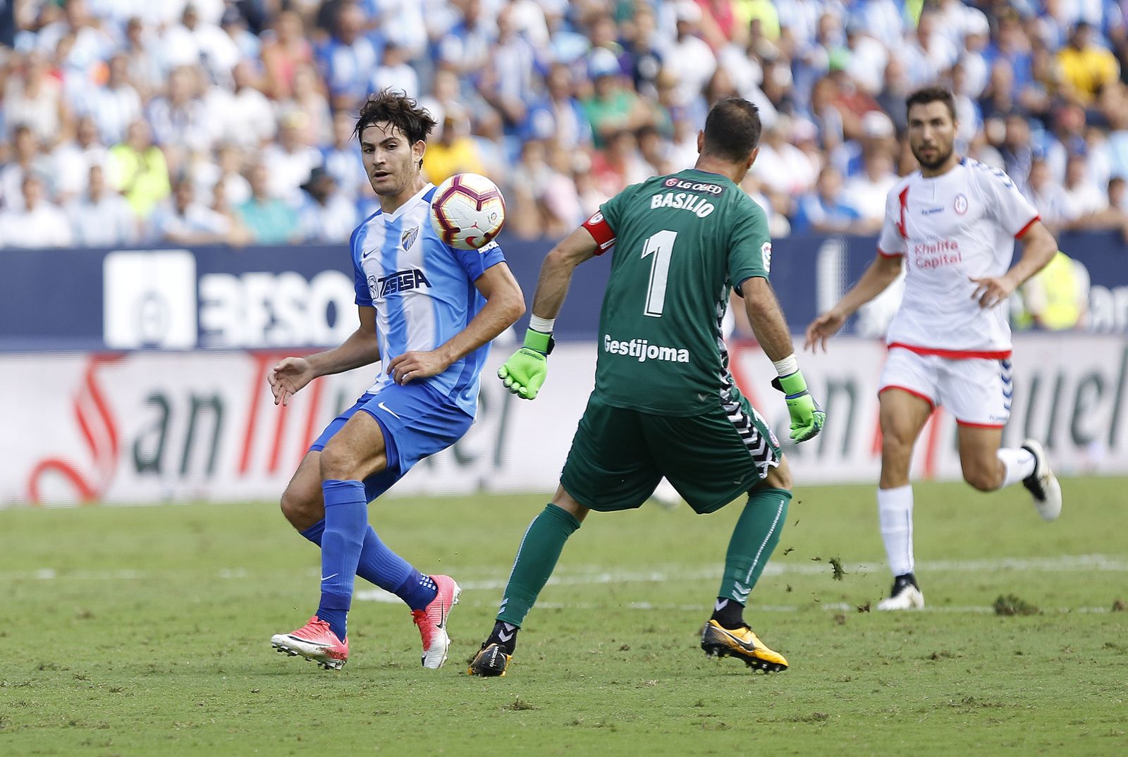Blanco Leschuk, en el Málaga CF-Rayo Majadahonda.