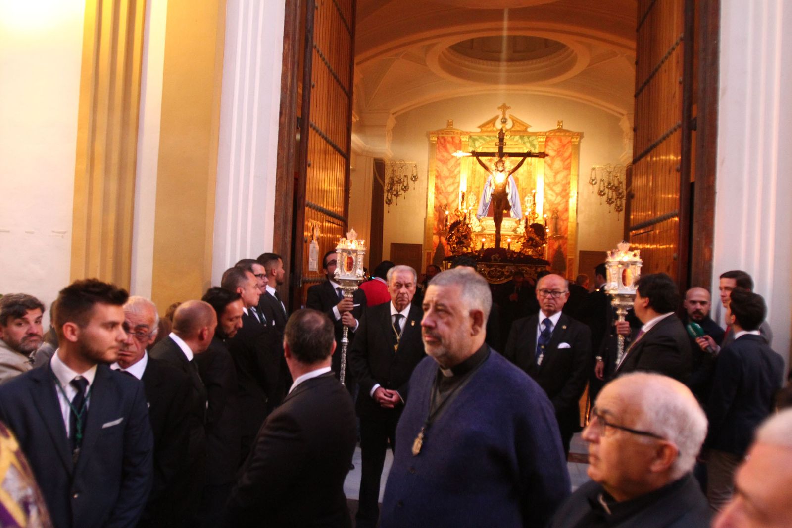 El Cristo de la Expiración preside el Vía Crucis del Consejo de Hermandades