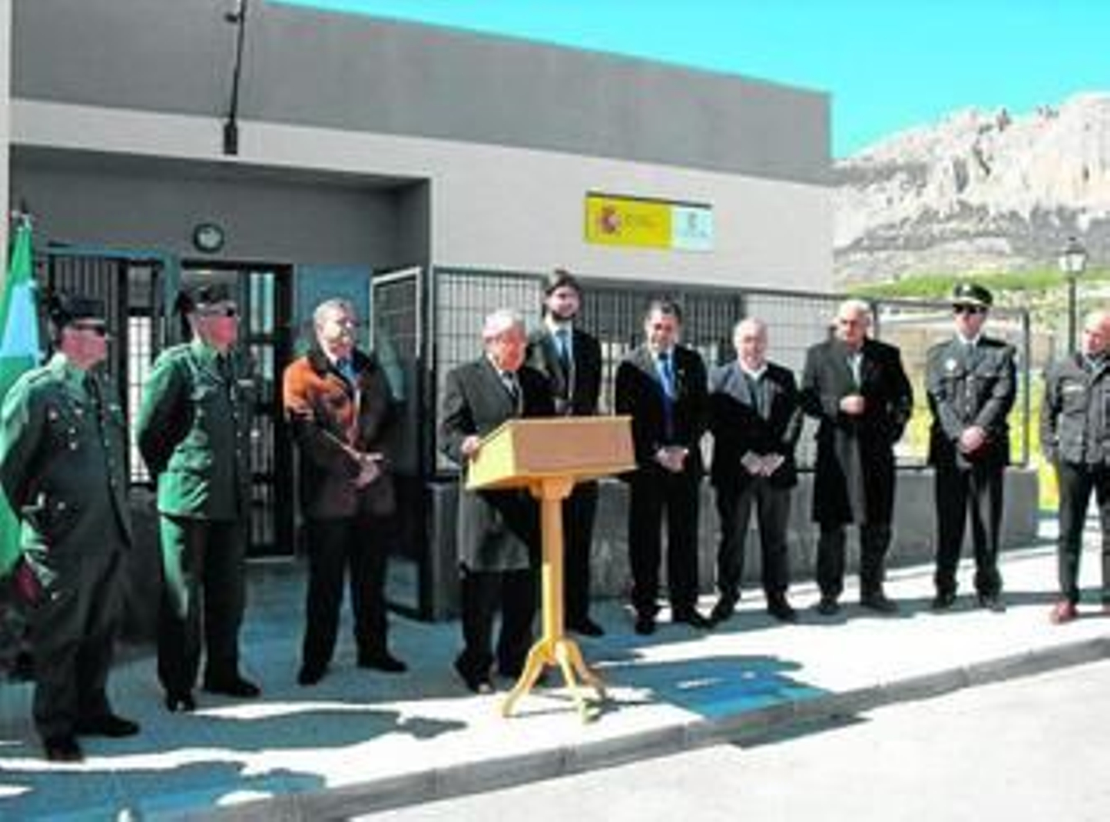 Acto de inauguración de las nuevas dependencias de la Guarcia Civil de Vélez-Rubio.