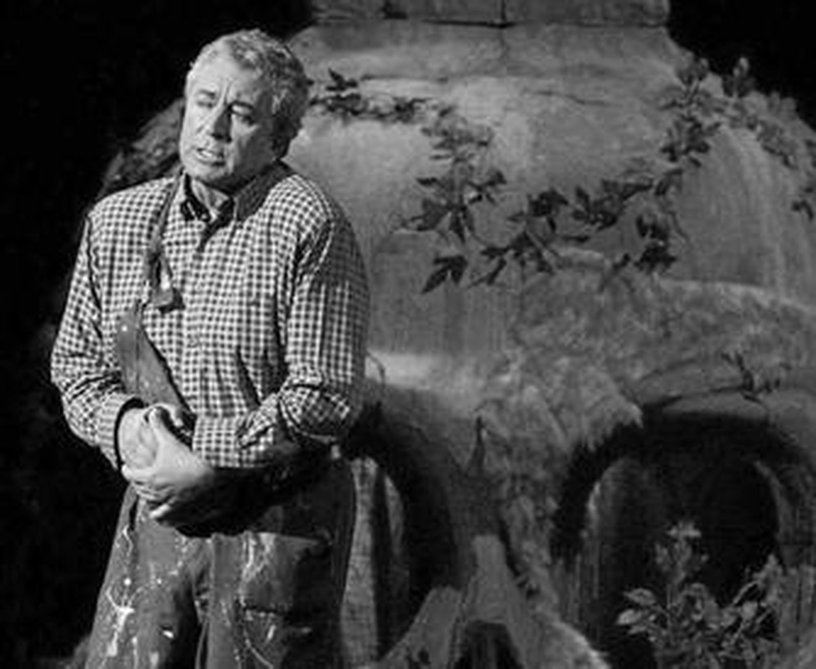 Paco Valladares durante una función de la obra 'Inés desabrochada' en Córdoba.