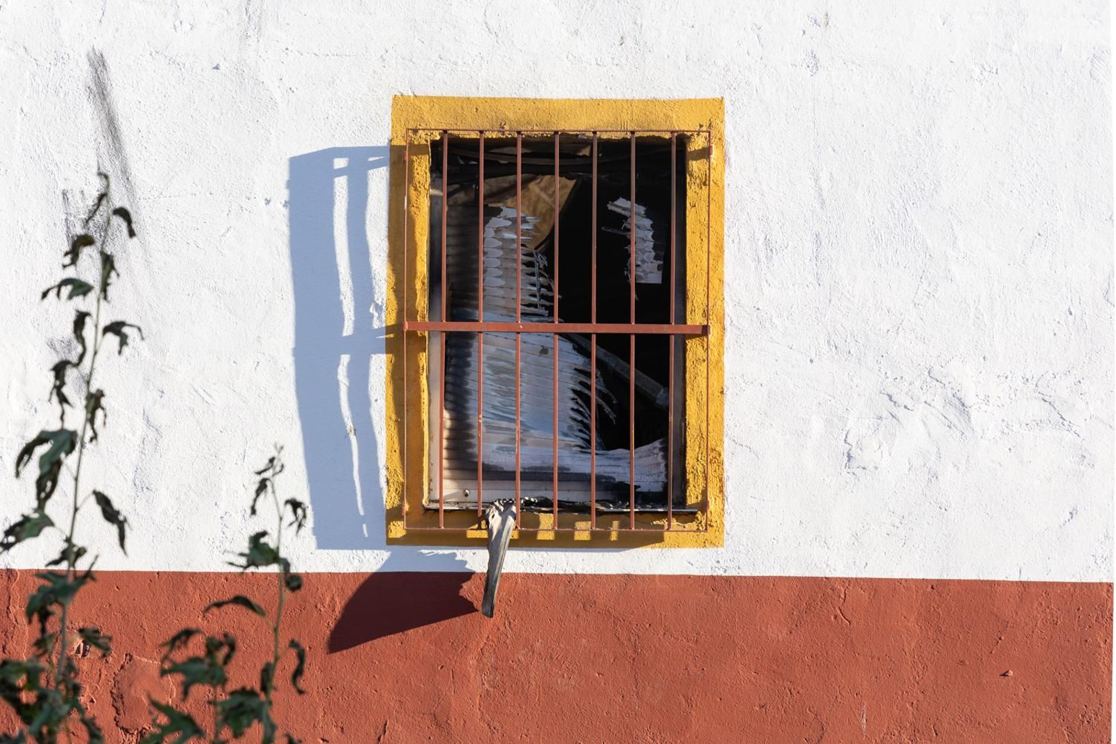 La SAFA  de Andújar arrasada por el fuego, en imágenes
