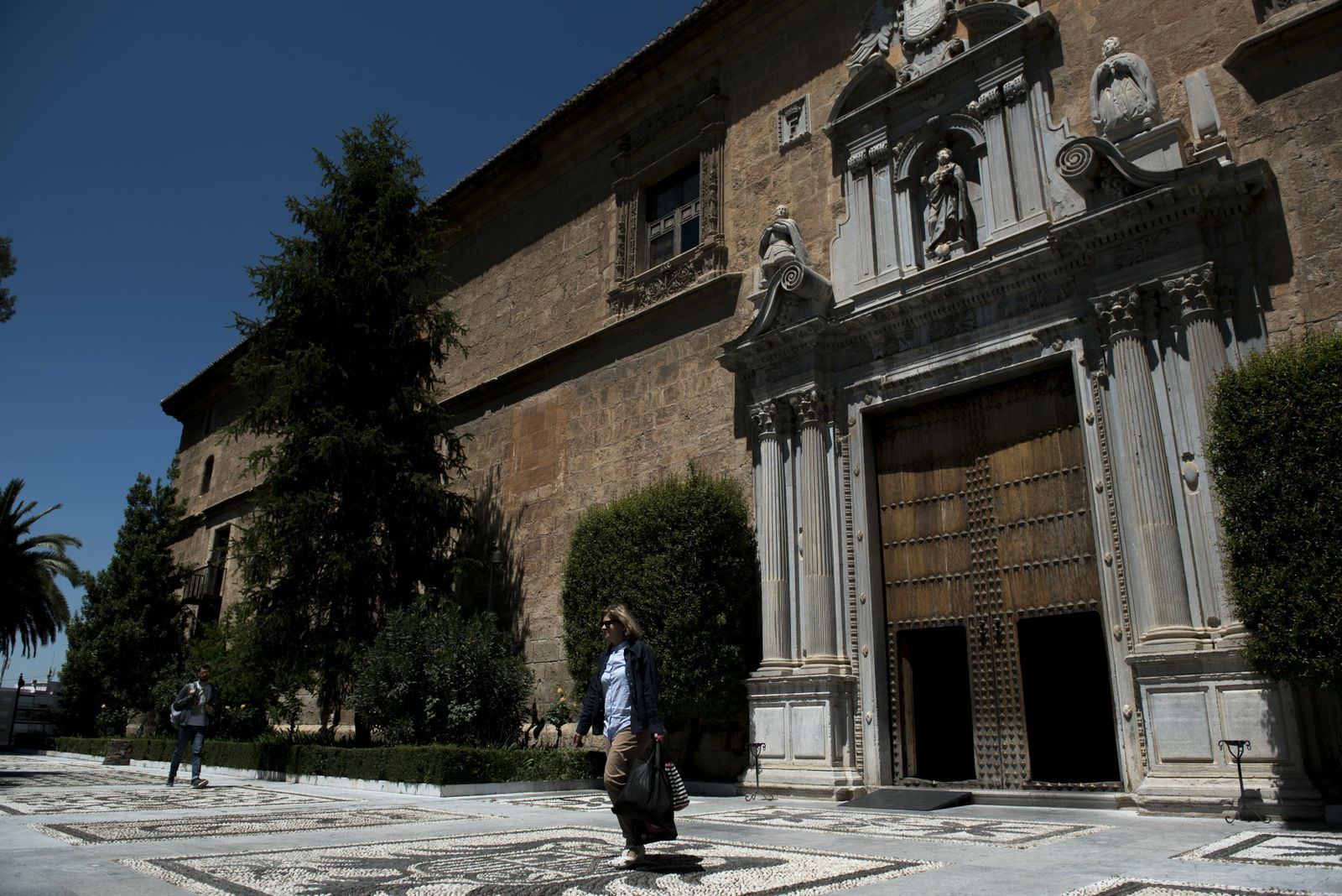 Fachada del Hospital Real, sede del Rectorado de la UGR.