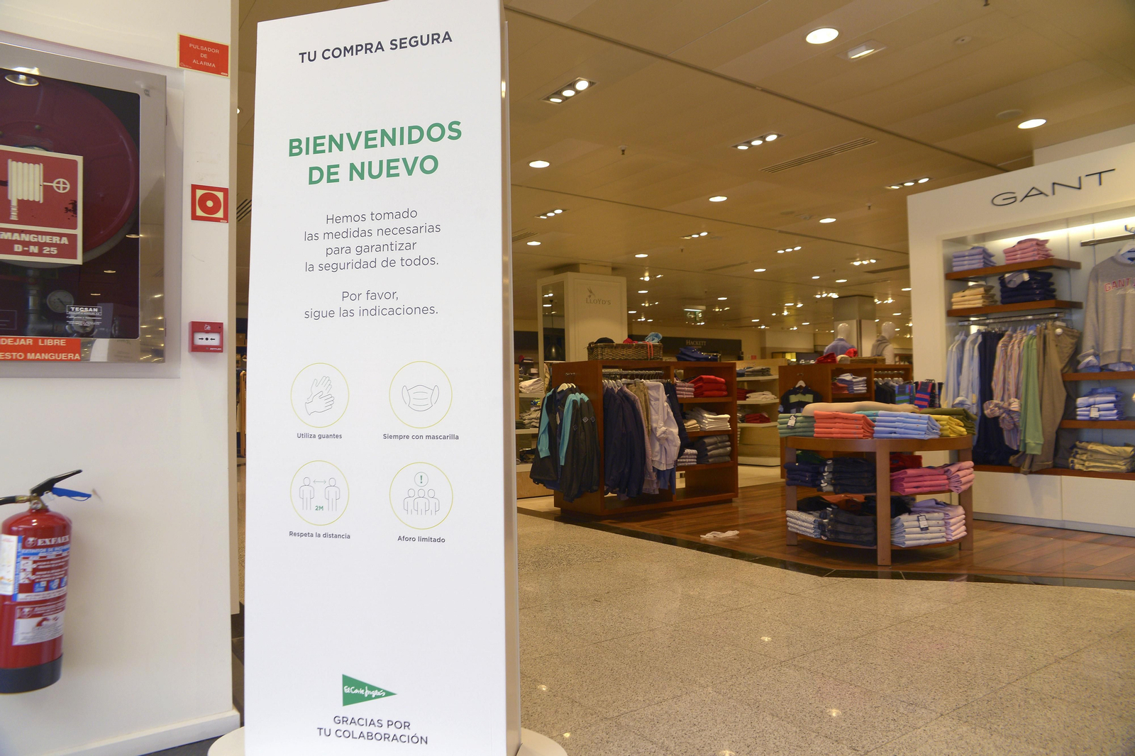 Fotos de los centros comerciales de Algeciras al inicio dela fase 2