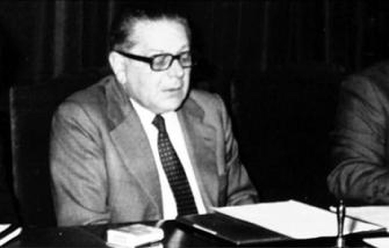 Víctor Unzueta Gabiola, en una imagen de archivo, durante el primer pleno municipal de la Democracia.