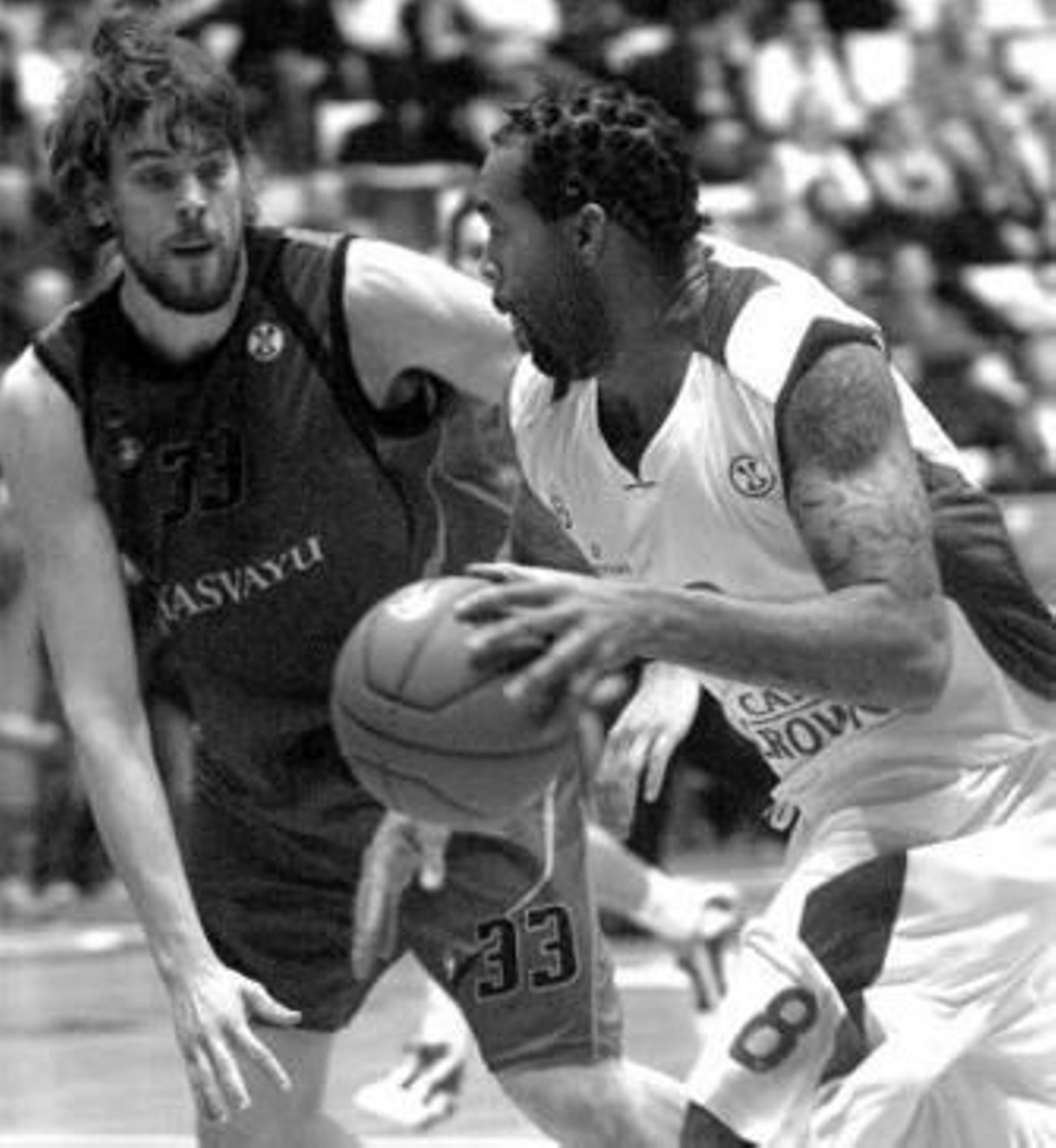 Marc Gasol (i) regresa a Vitoria para liderar al Akasvayu ante el Tau.