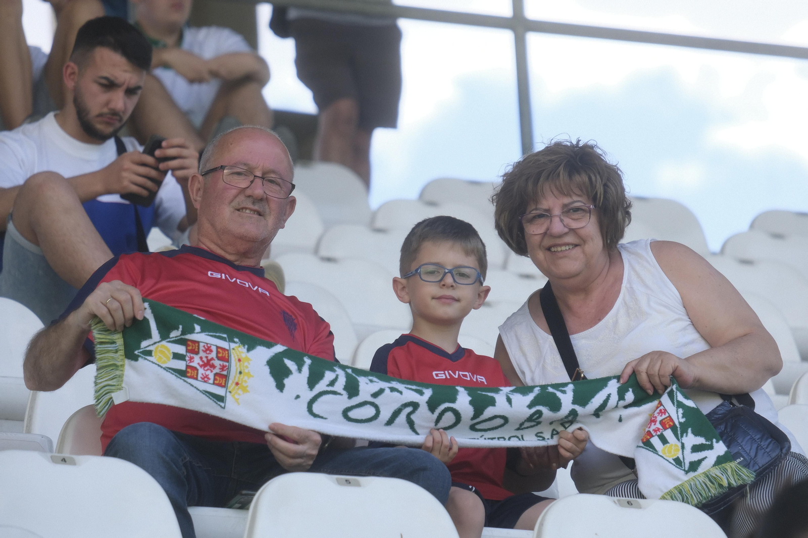 Las mejores fotos del ambiente en El Arcángel en el Córdoba CF - San Fernando Las mejores fotos del ambiente en El Arcángel en el Córdoba CF - San Fernando