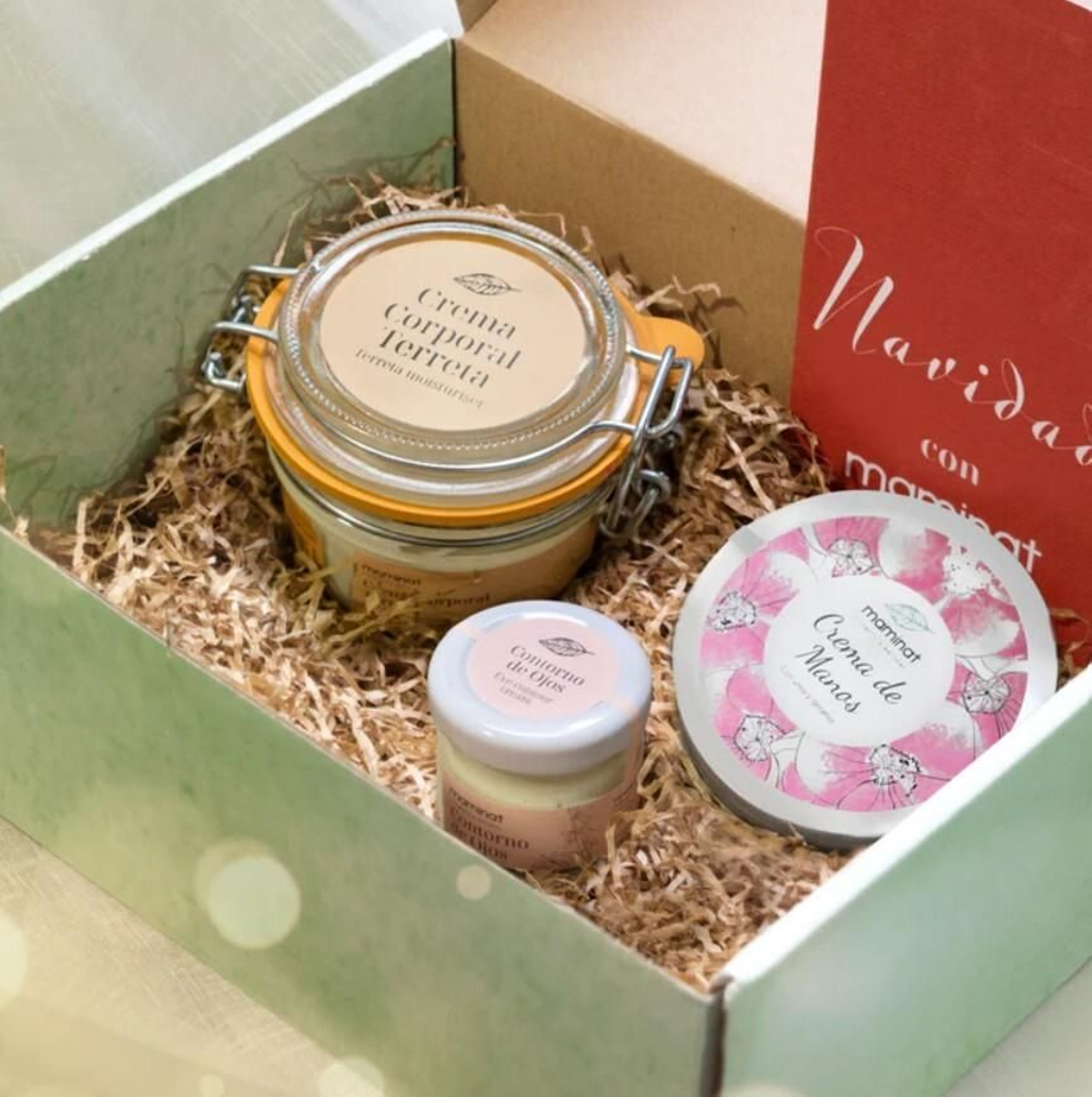 Pack de cosmética nutritiva de la firma Maminat.