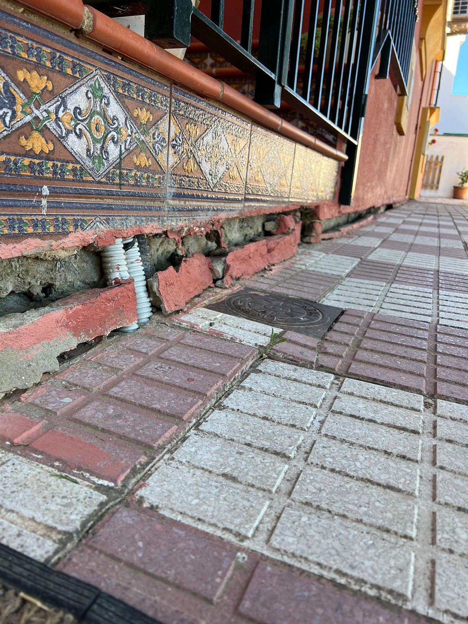 Estado del acerado de Los Barrios