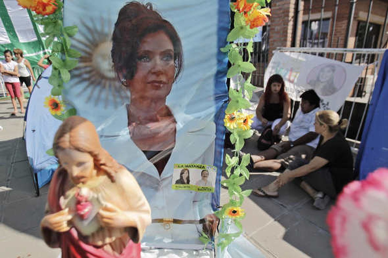 Cristina Fernández, operada con éxito de la operación de cáncer de tiroides