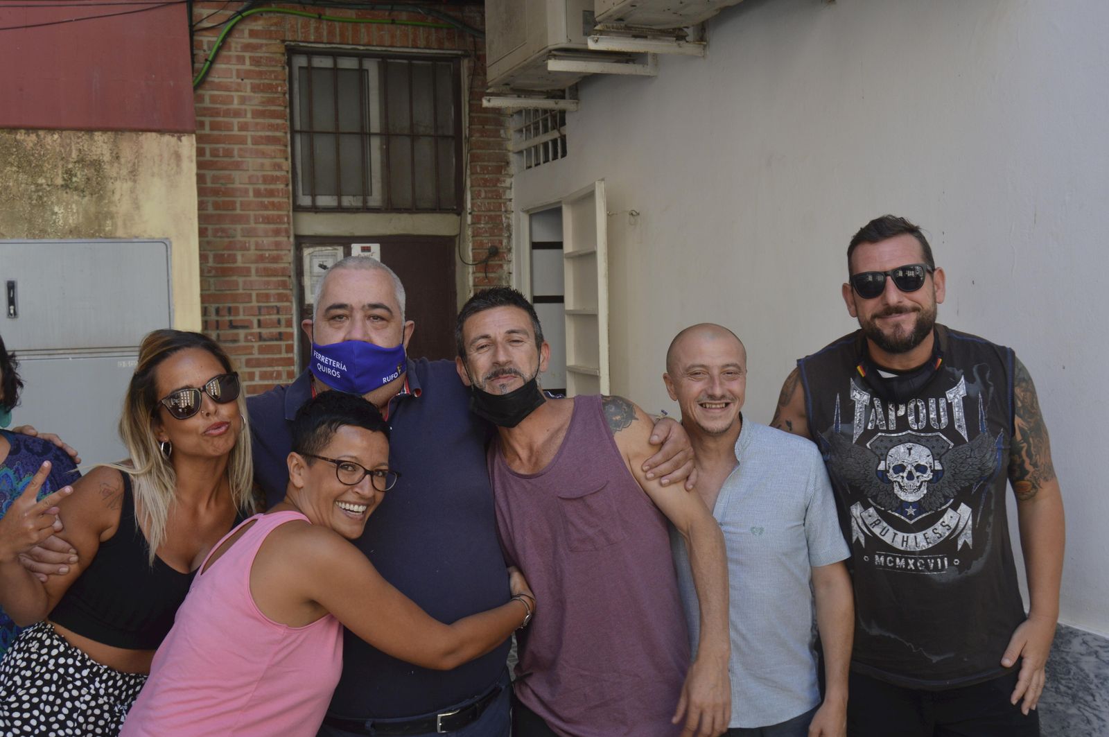 Carmen Riaño, Lourdes Romero, Rufo, Abraham Márquez, Damián Espinosa y José Luis Lora.