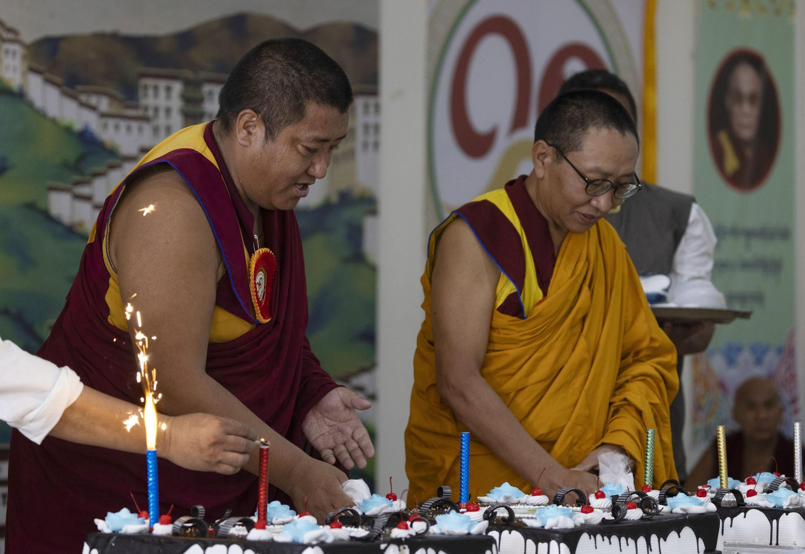 Las imágenes del 90º cumpleaños del dalái lama
