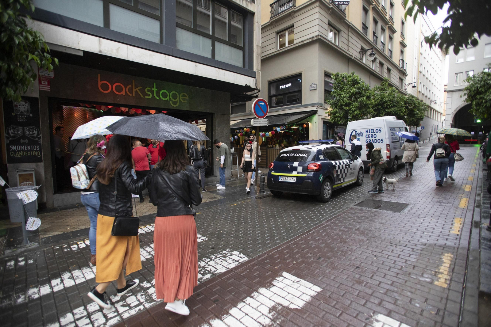 Fotos: Granada se queda con las ganas de más Día de la Cruz por la tarde