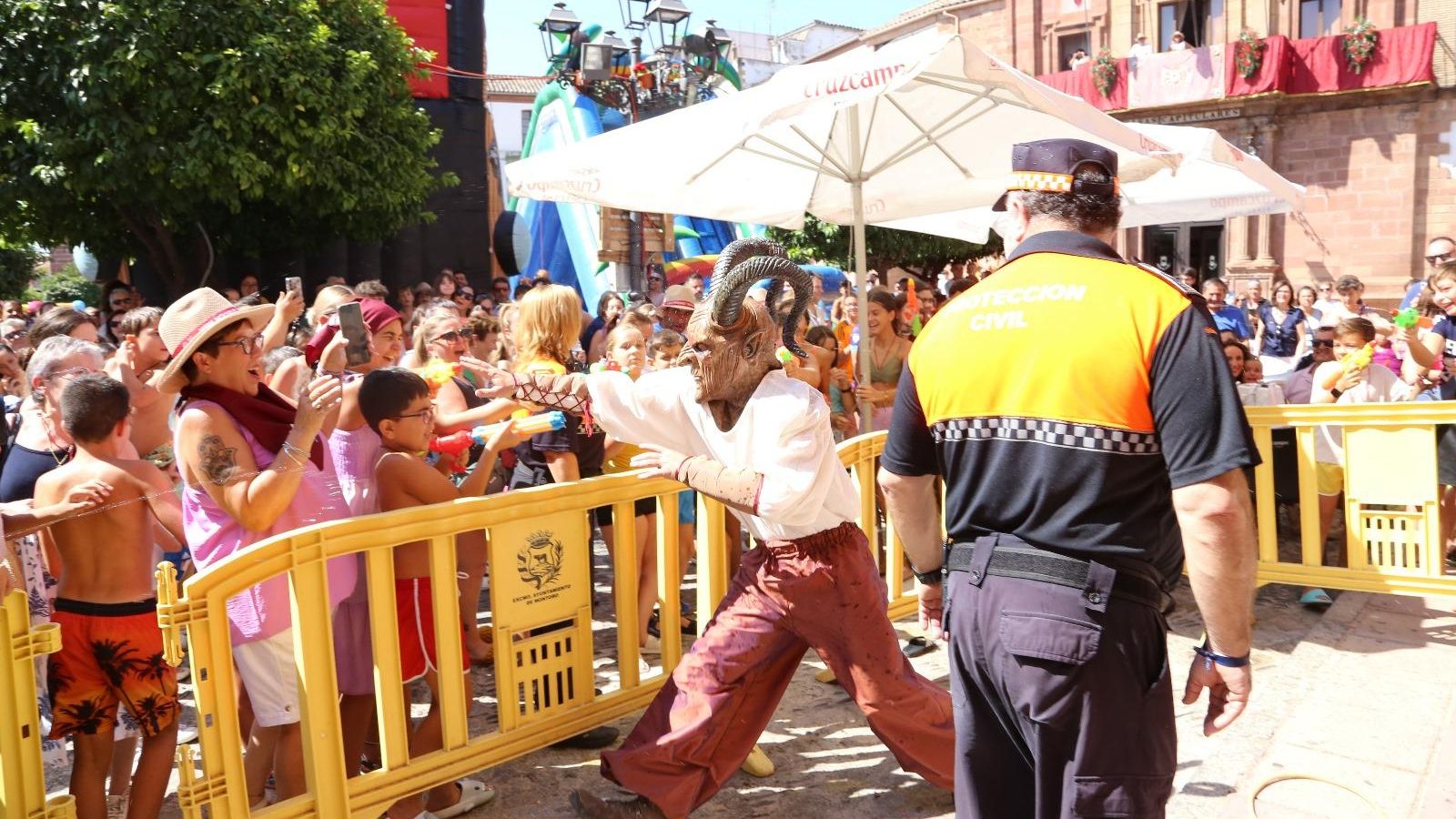 Un momento de la jornada en la plaza de España.