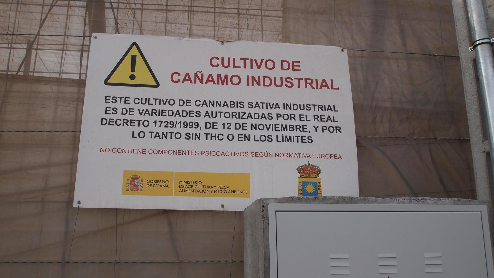 Este tipo de carteles son obligatorios.