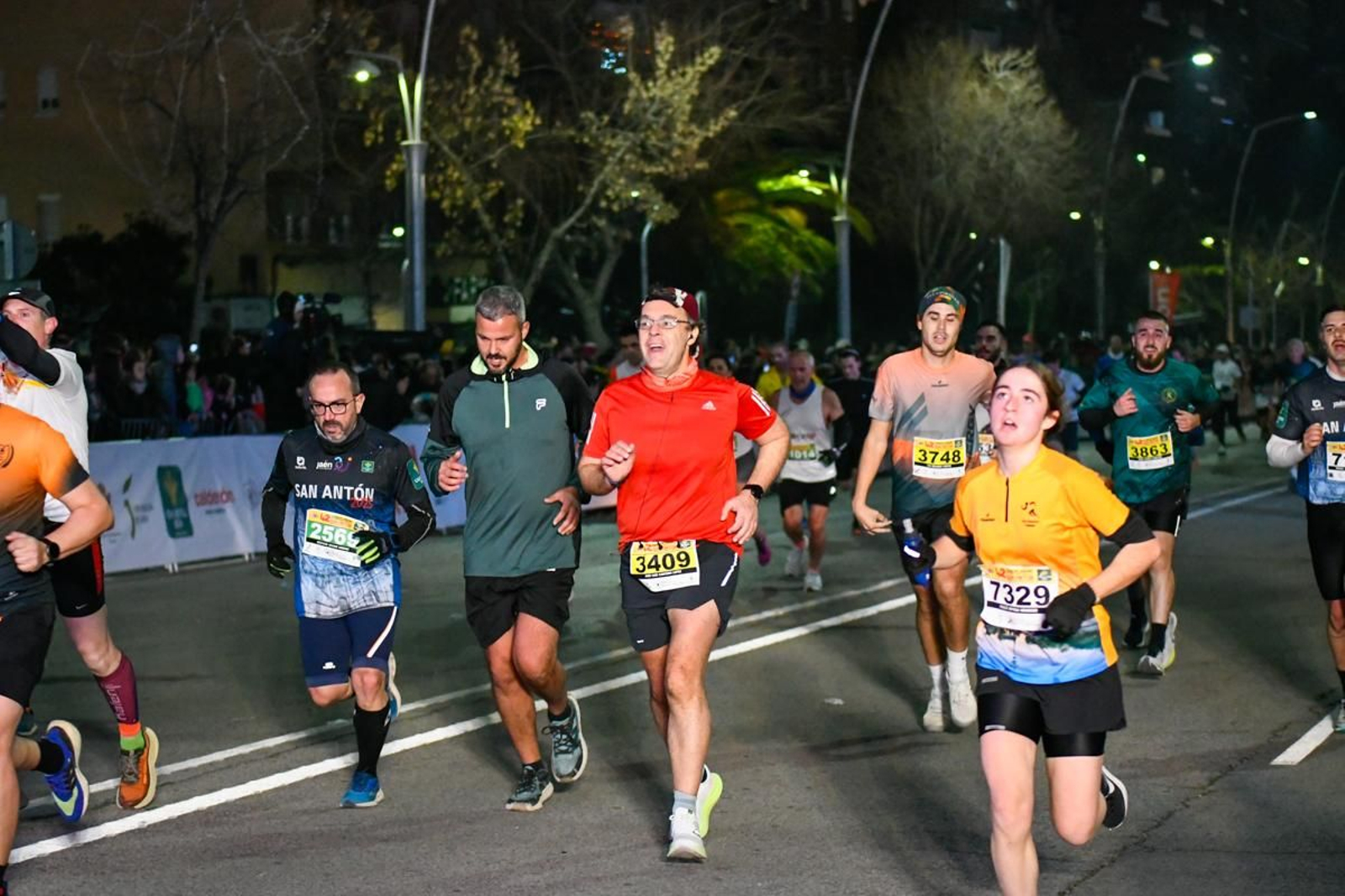 En imágenes: búscate en tu llegada a meta de la Carrera de San Antón 2025 (6)