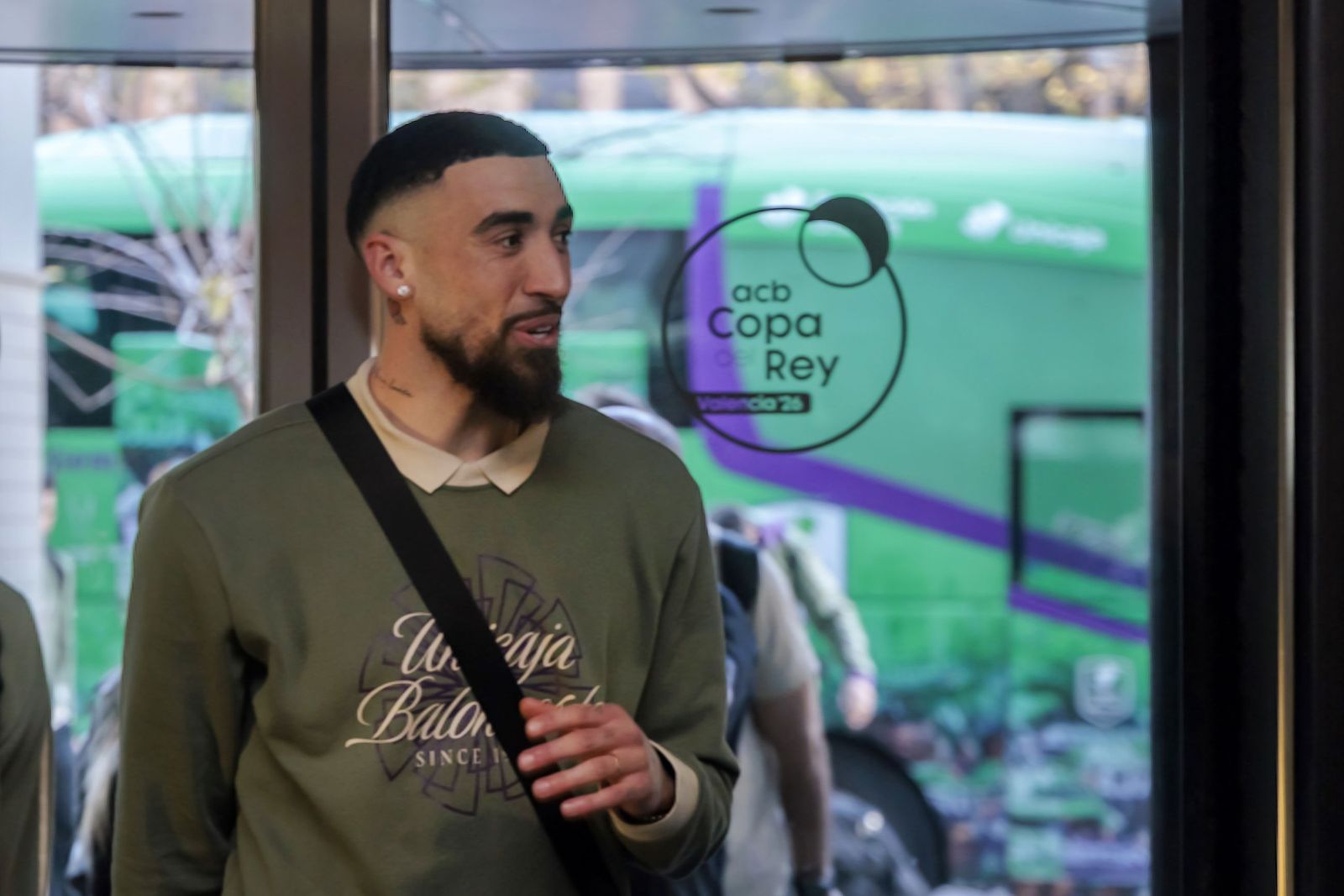 El Unicaja ya está en Valencia para la Copa del Rey tras un pesado viaje