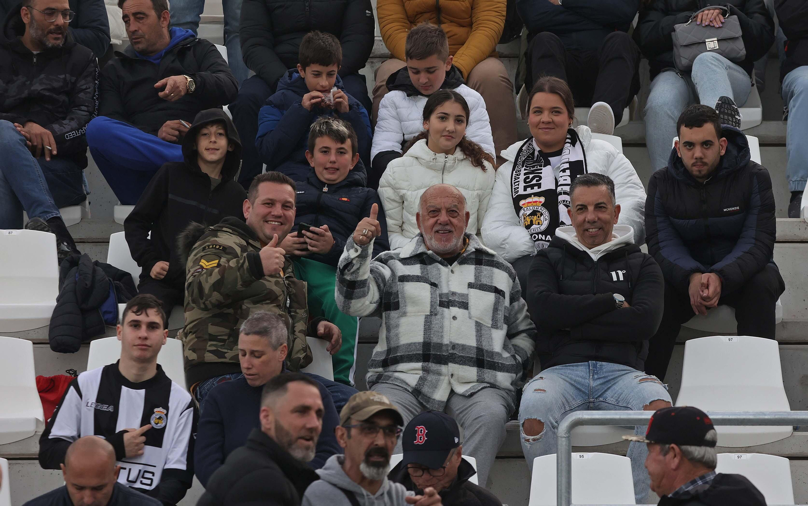 Búscate en el Ciudad de La Línea durante el Balona - Yeclano