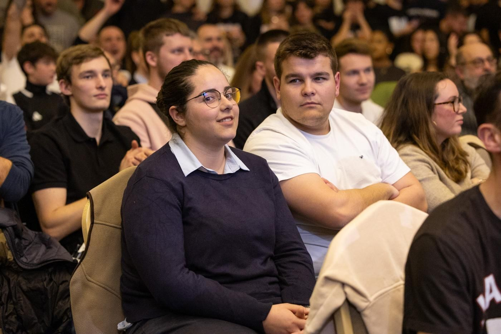 El boxeo solidario de la VI velada White Collar Boxing cautiva al público de Jaén