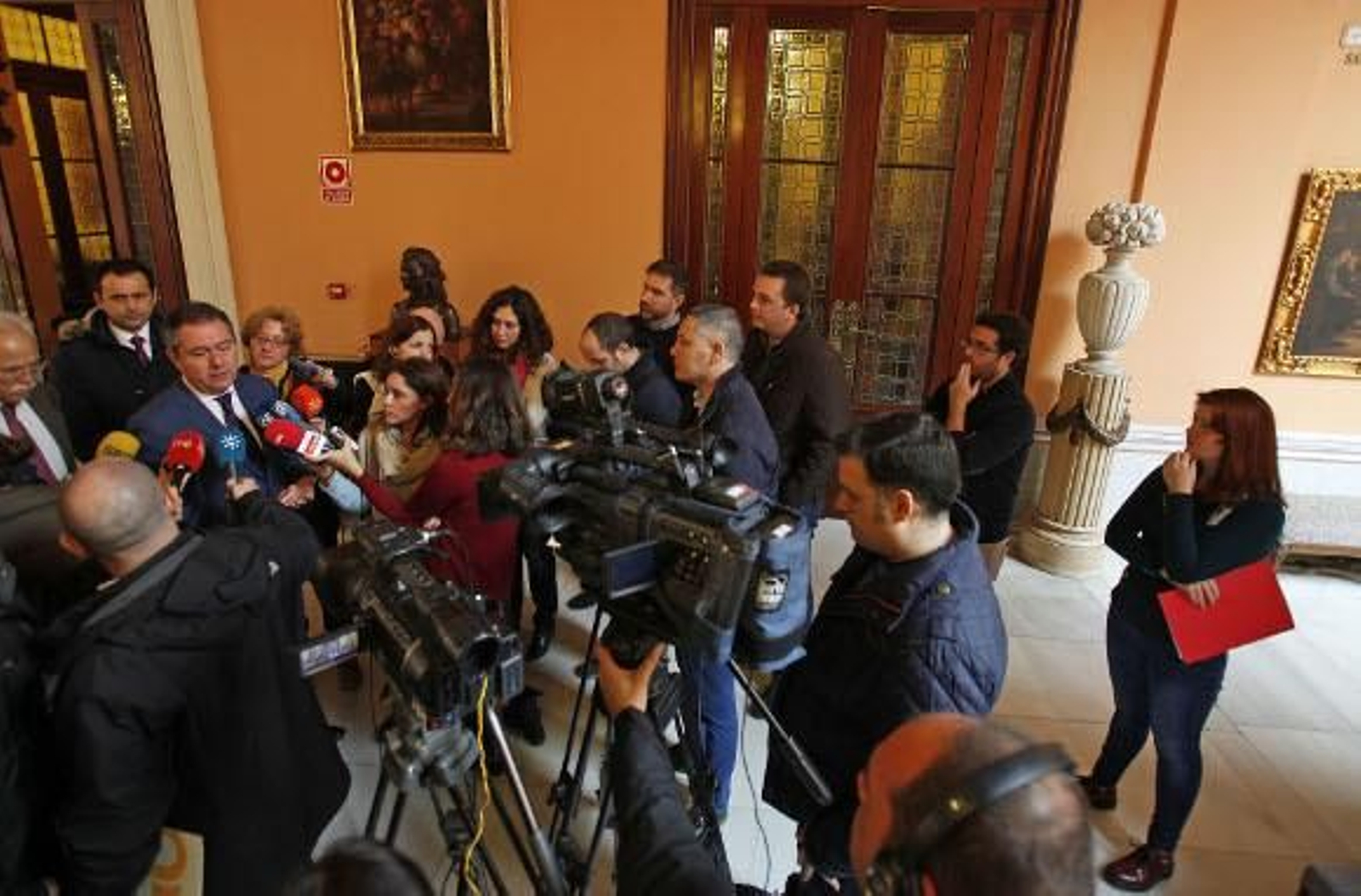 3,5 millones: Ciudadanos se cobra el apoyo a las cuentas de Espadas