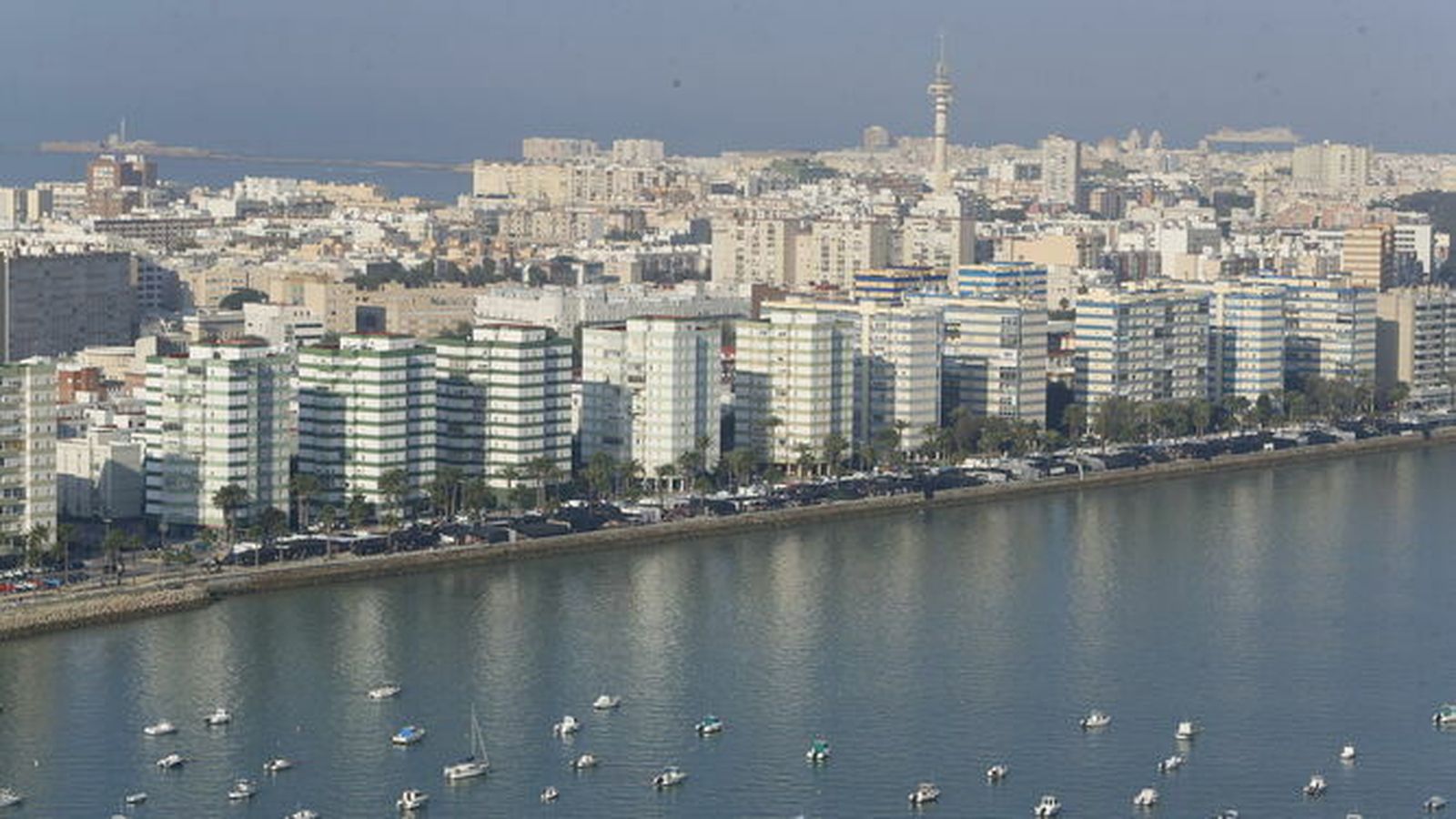 Se informará a cuarenta comunidades de propietarios de la Barriada de La Paz.