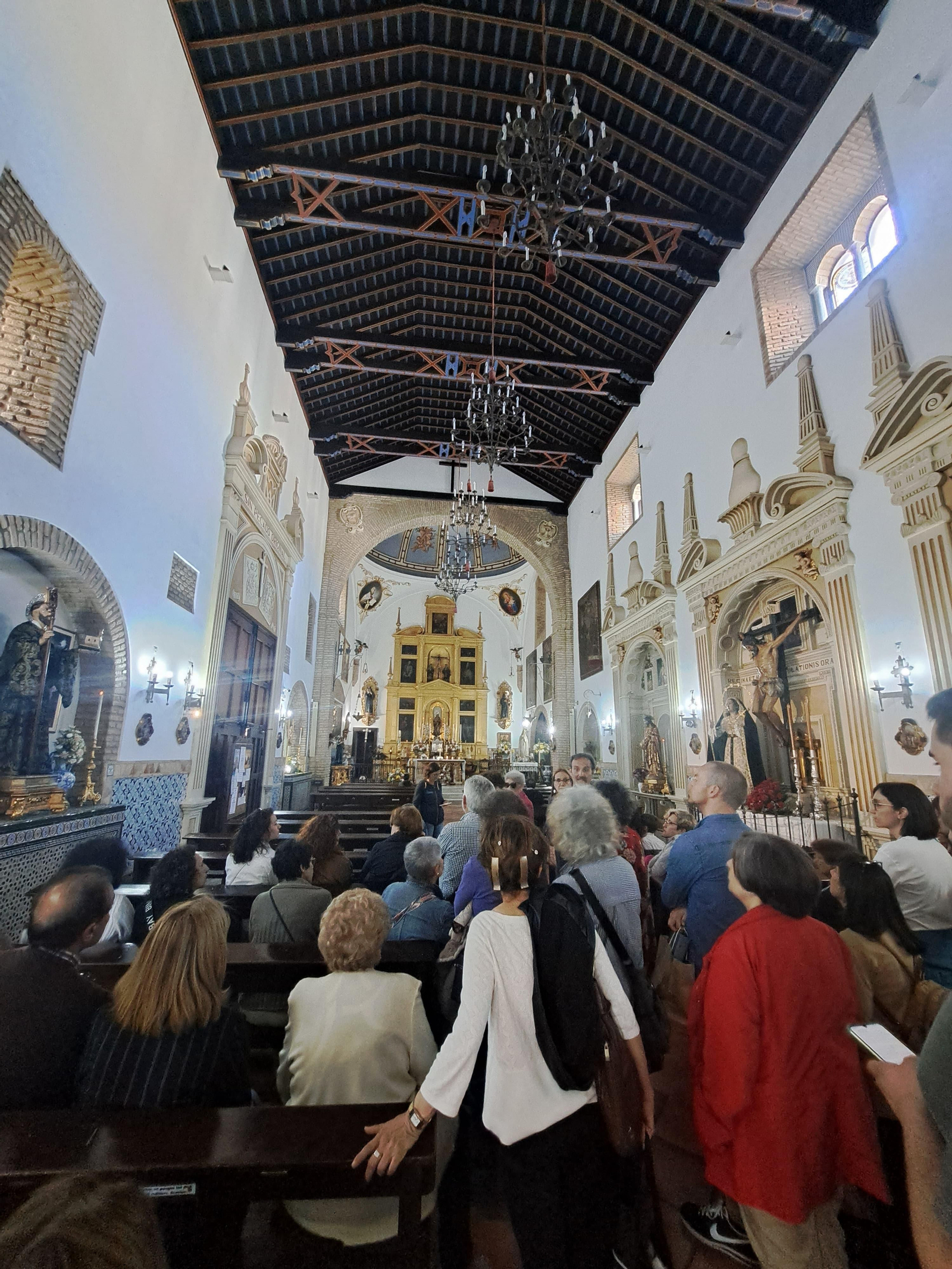 Ciclo de visitas a la iglesia del Convento de Santa María de Gracia.