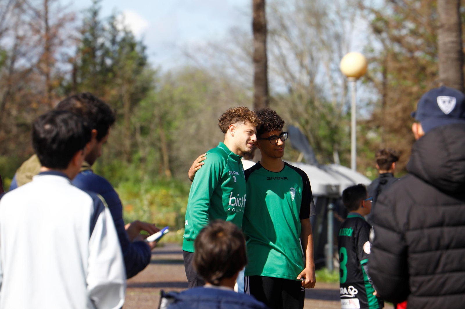Las mejores fotos de un entrenamiento del Córdoba CF con notable presencia de su afición