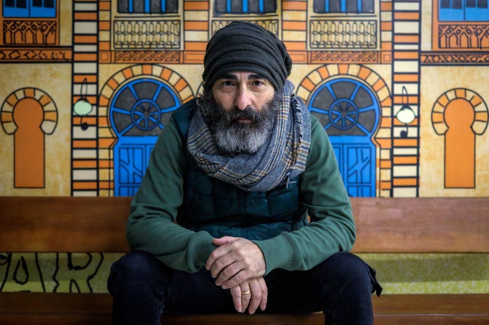 Antonio Martínez Ares, ayer en el colegio donde su grupo ensaya de cara al Concurso 2023.