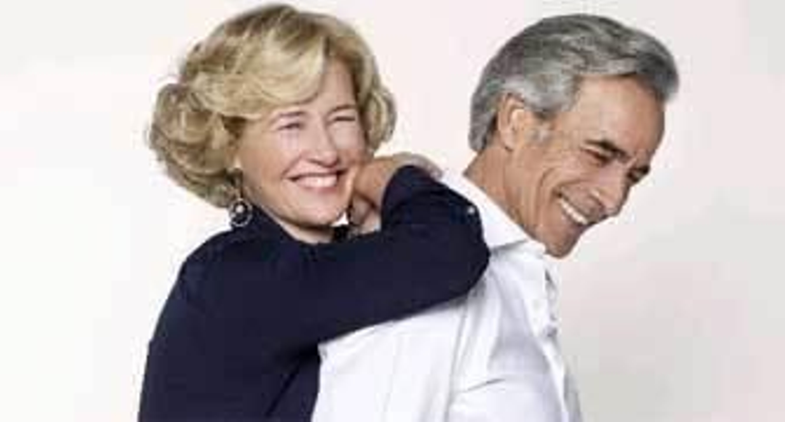 El juez citará a declarar a Ana Duato e Imanol Arias por fraude y blanqueo