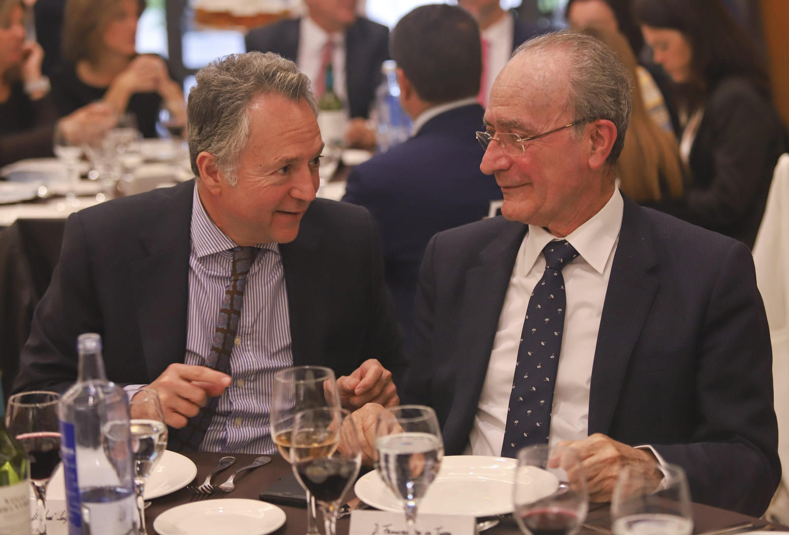 Las fotos del Foro Joly con el consejero de Salud, Jesús Aguirre