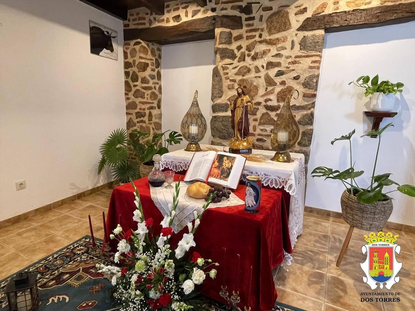 Una ruta en fotografías por los altares del Corazón de Jesús en Dos Torres Una ruta en fotografías por los altares del Corazón de Jesús en Dos Torres