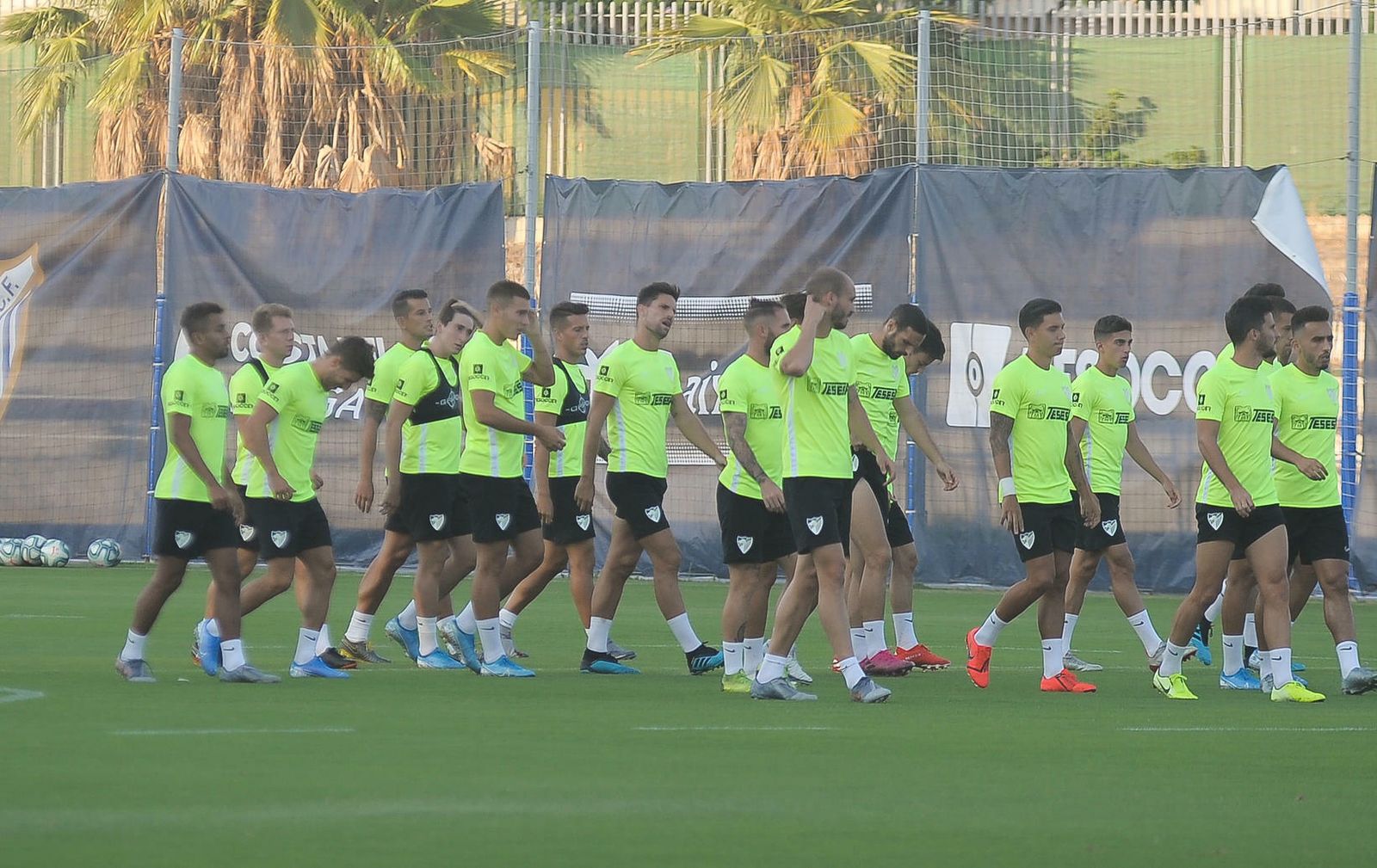 Las fotos del entrenamiento del Málaga CF tras la tormenta