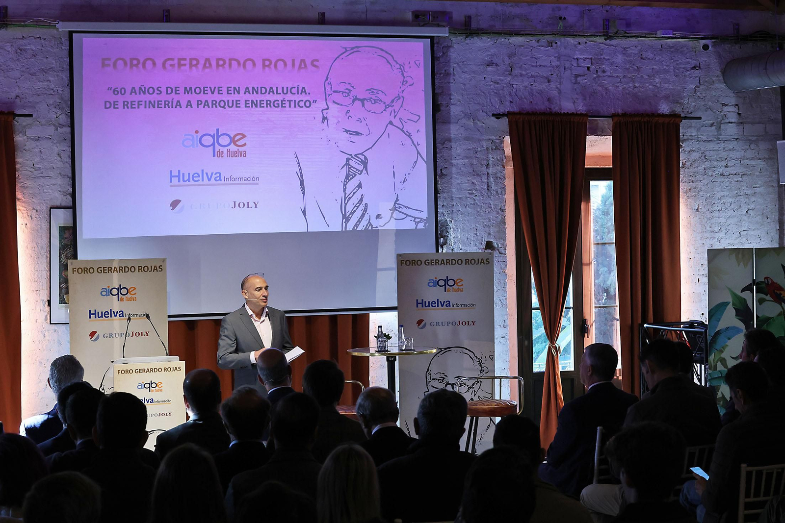 Imágenes del Foro Gerardo Rojas con la intervención de Antonio Joyanes, Vicepresidente ejecutivo de parque energéticos y exploración y producción de Moeve