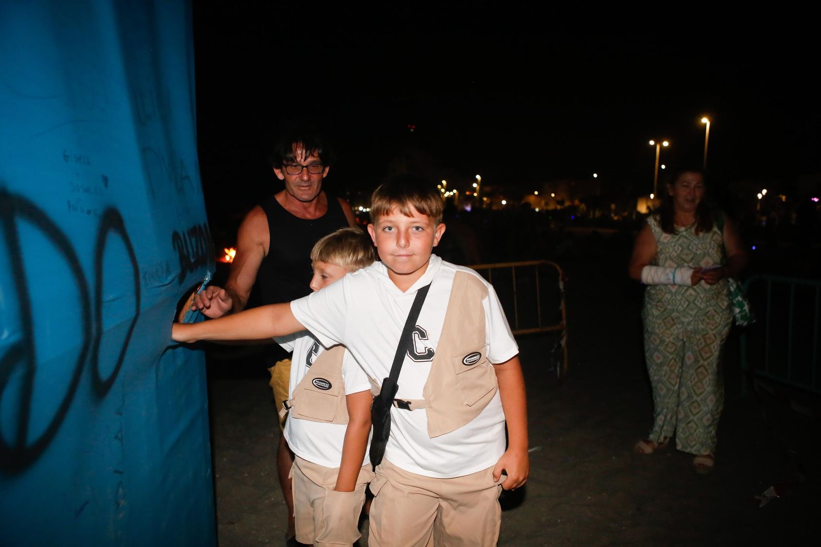 Fotos de la noche de San Juan en las playas de La Línea.
