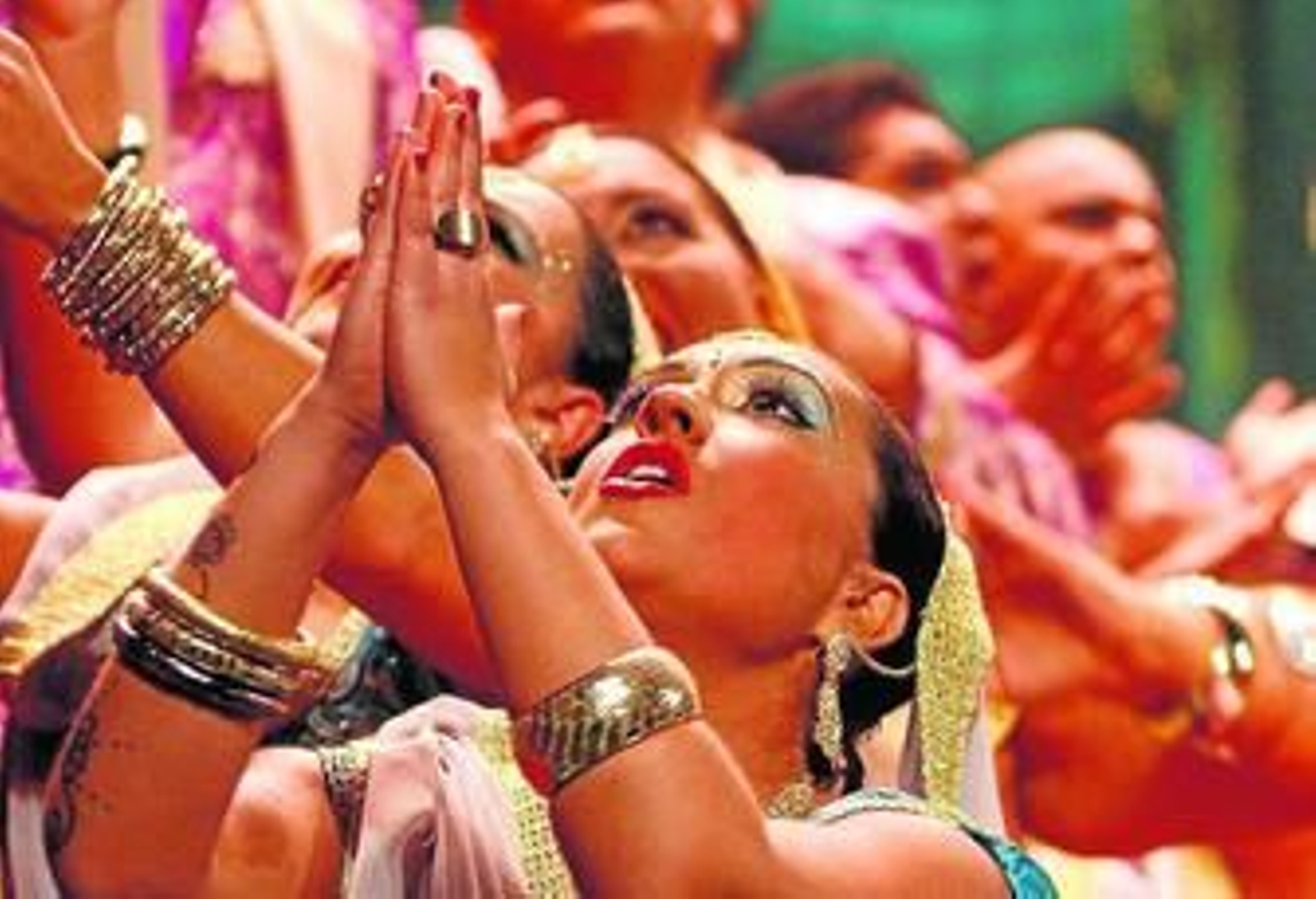 El coro mixto 'Bollywood' abre la final de esta noche en el Falla.