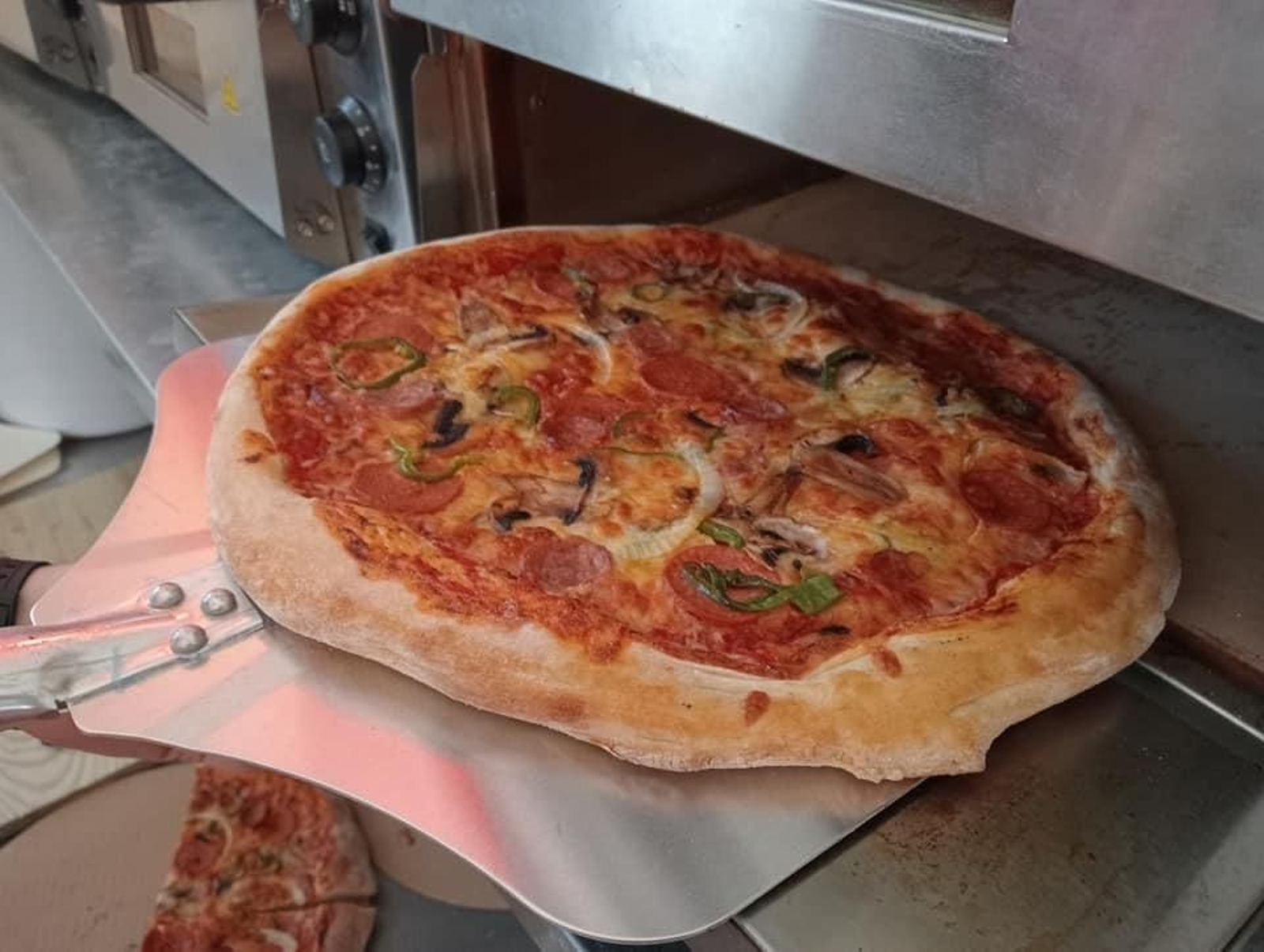 Inauguración del Festival de la Pizza de Rota.