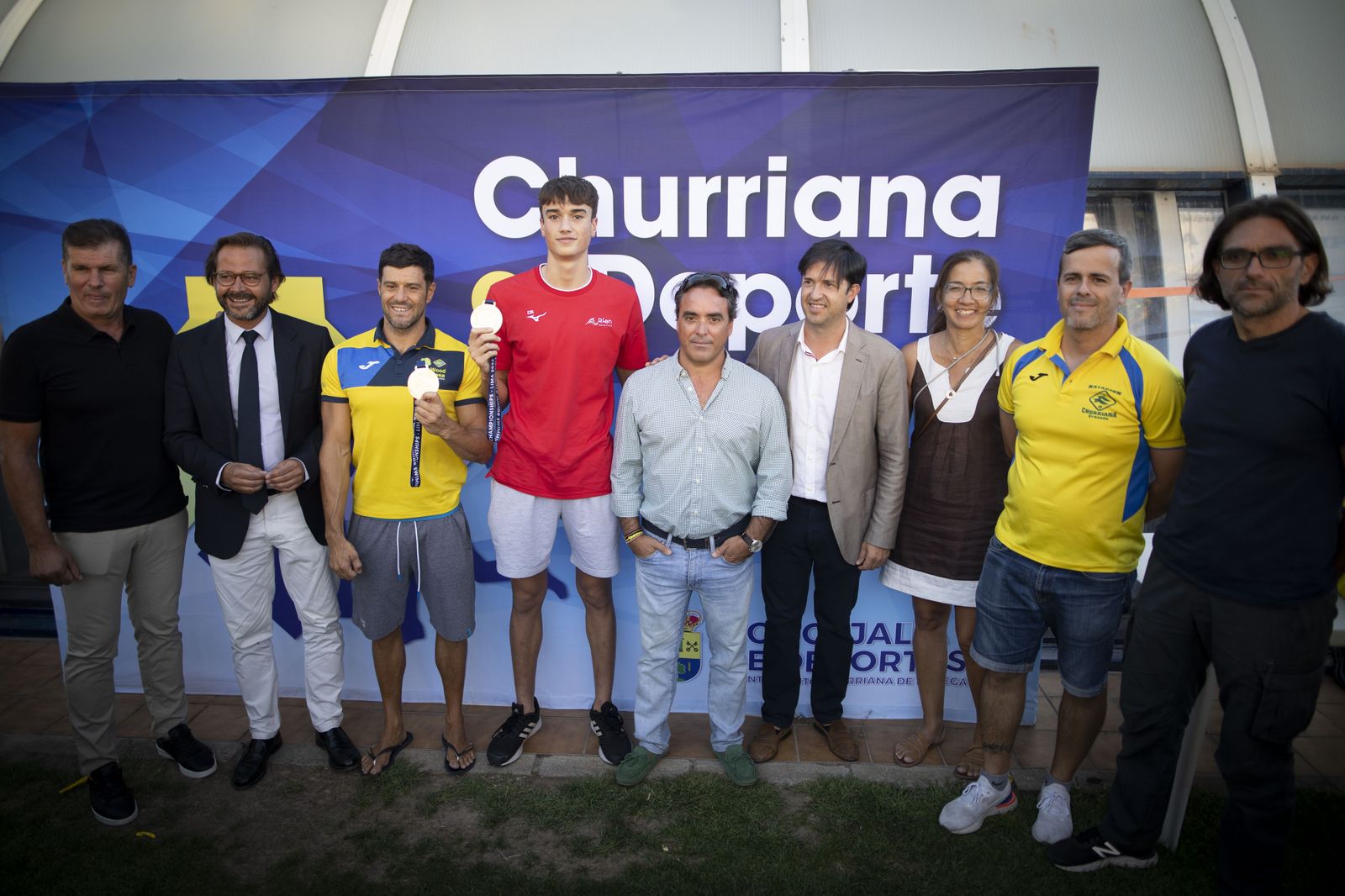 El recibimiento a Carlos Garach, en imágenes