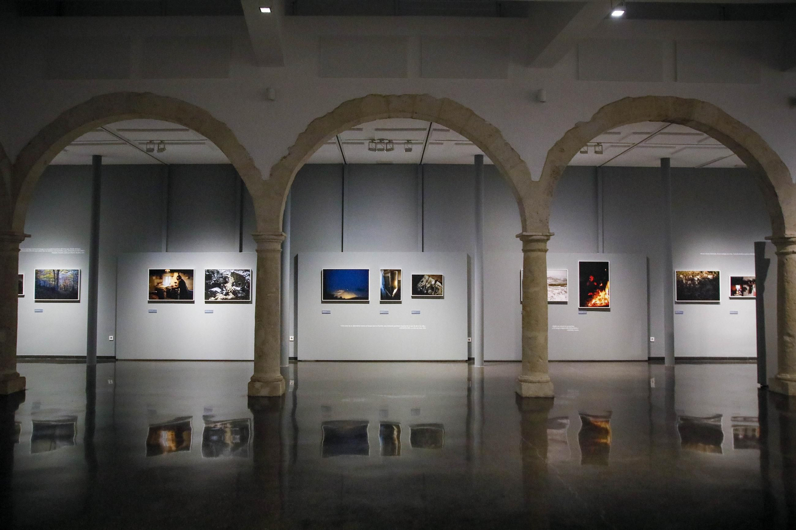 Las imágenes de la exposicion "Alma Tierra" de Jose Manuel Navia del CAF