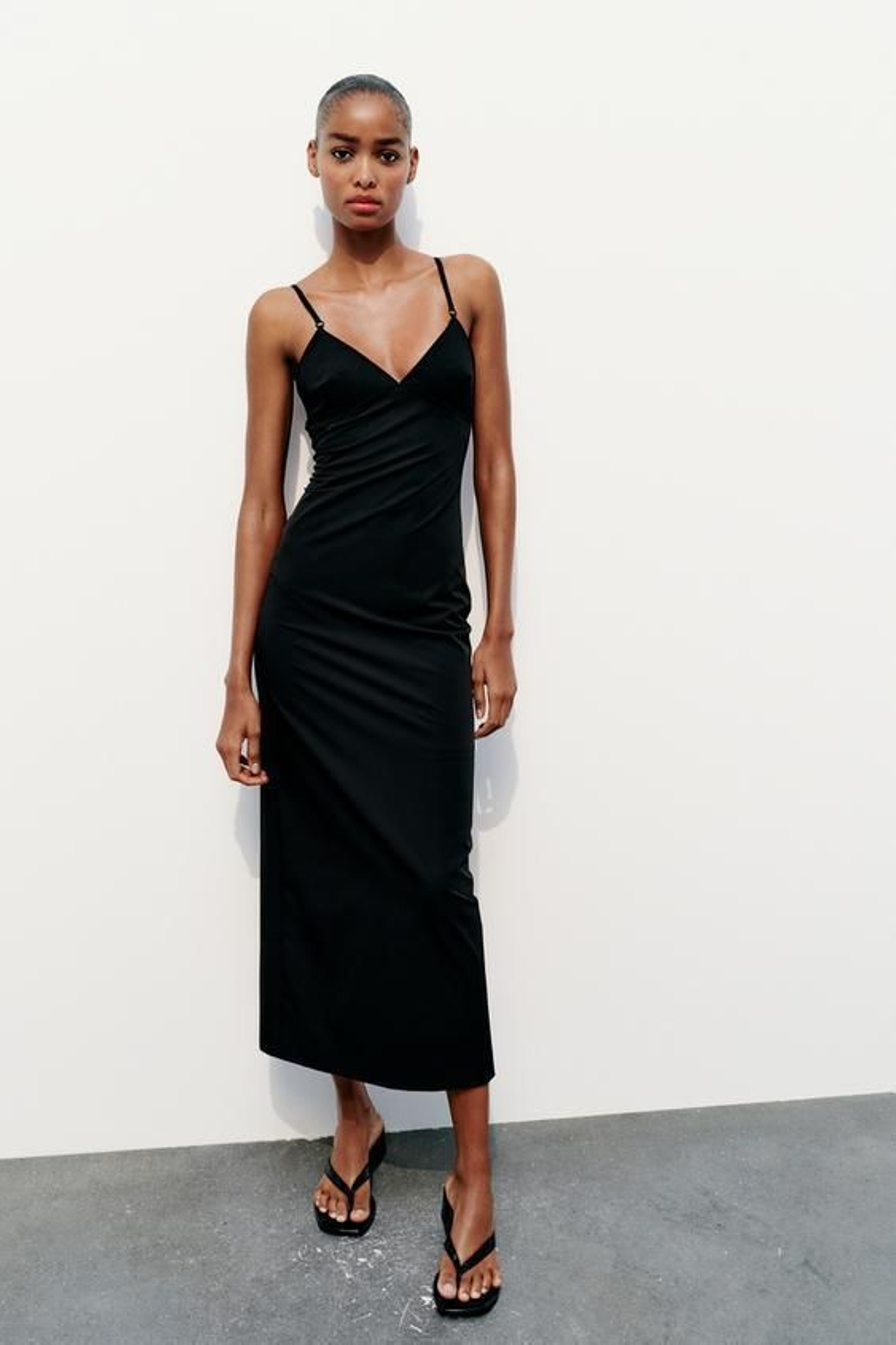 Vestido lencero de Zara. Vestido lencero de Zara.
